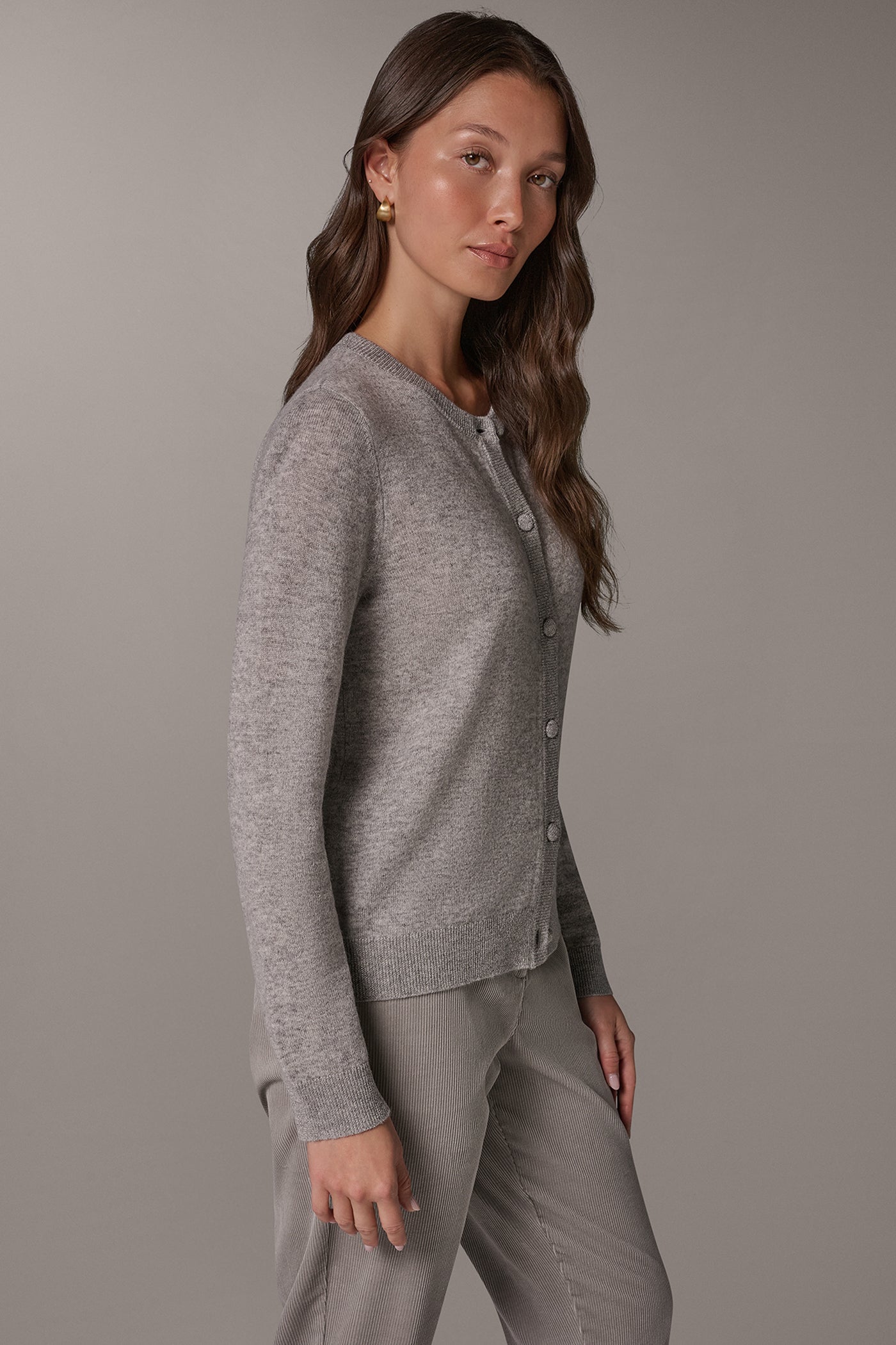 WOOL AND CASHMERE BLEND CARDIGAN VIEW 2