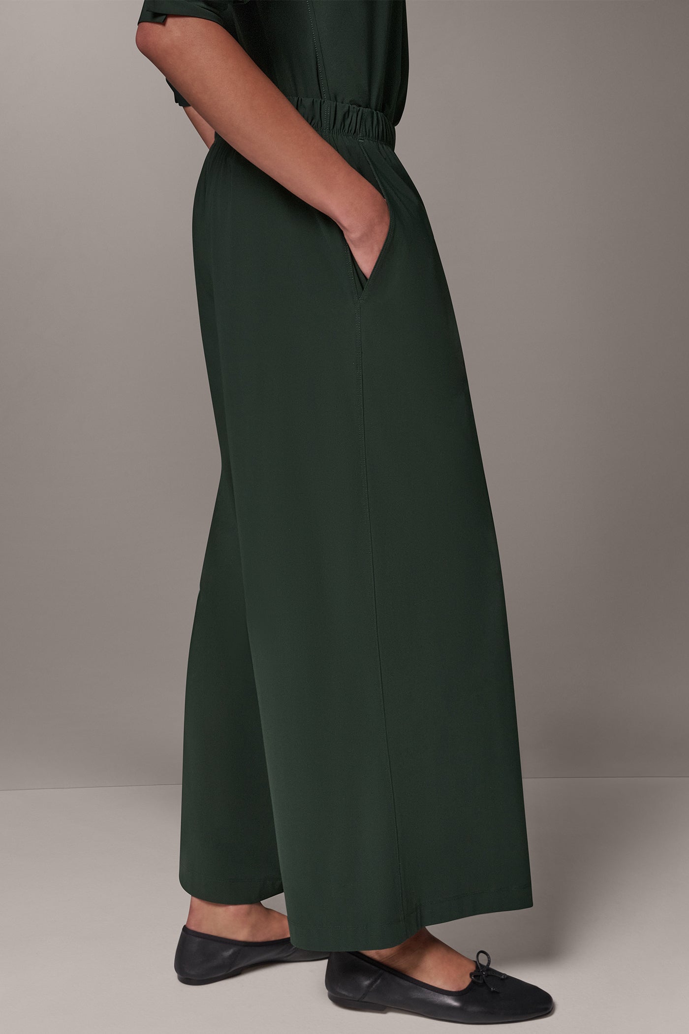 CROPPED FOUR-WAY STRETCH PANT VIEW 4