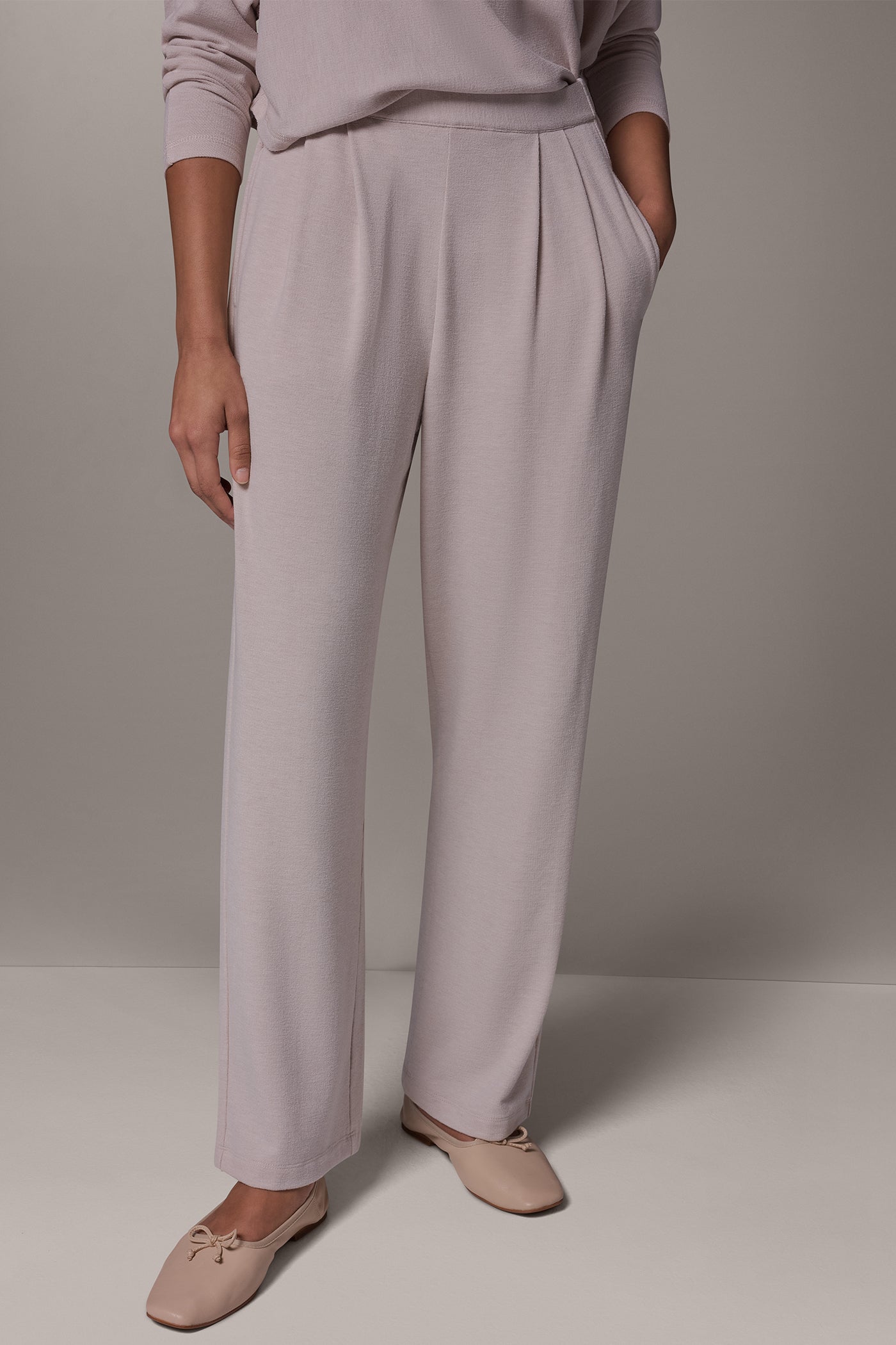 MID-RISE PULL-ON PANT VIEW 1