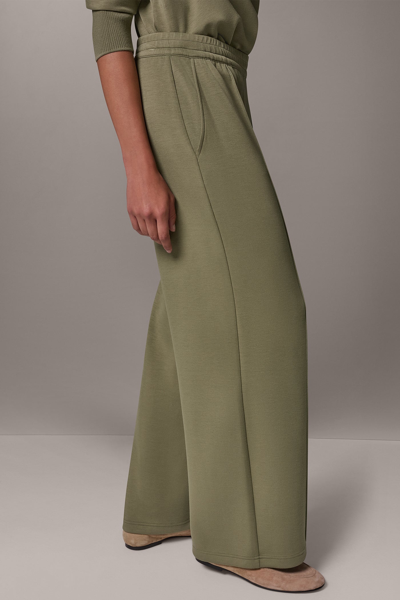 JET SETTER MID-RISE PINTUCK PANT VIEW 2