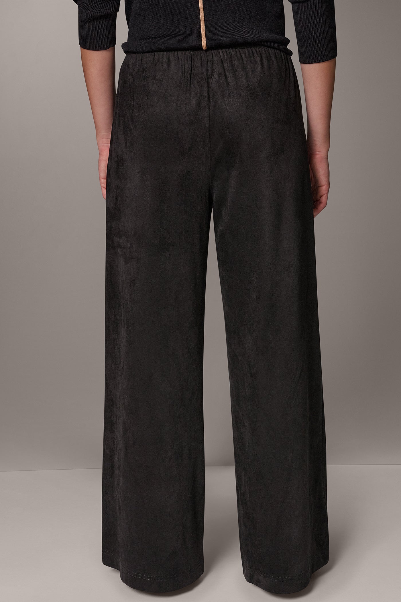 MID-RISE MICROSUEDE WIDE-LEG PULL-ON PANT VIEW 3