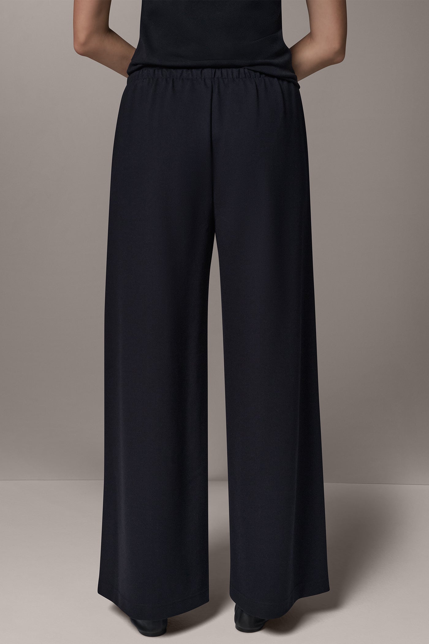 DOUBLE KNIT MID RISE PANT VIEW 3