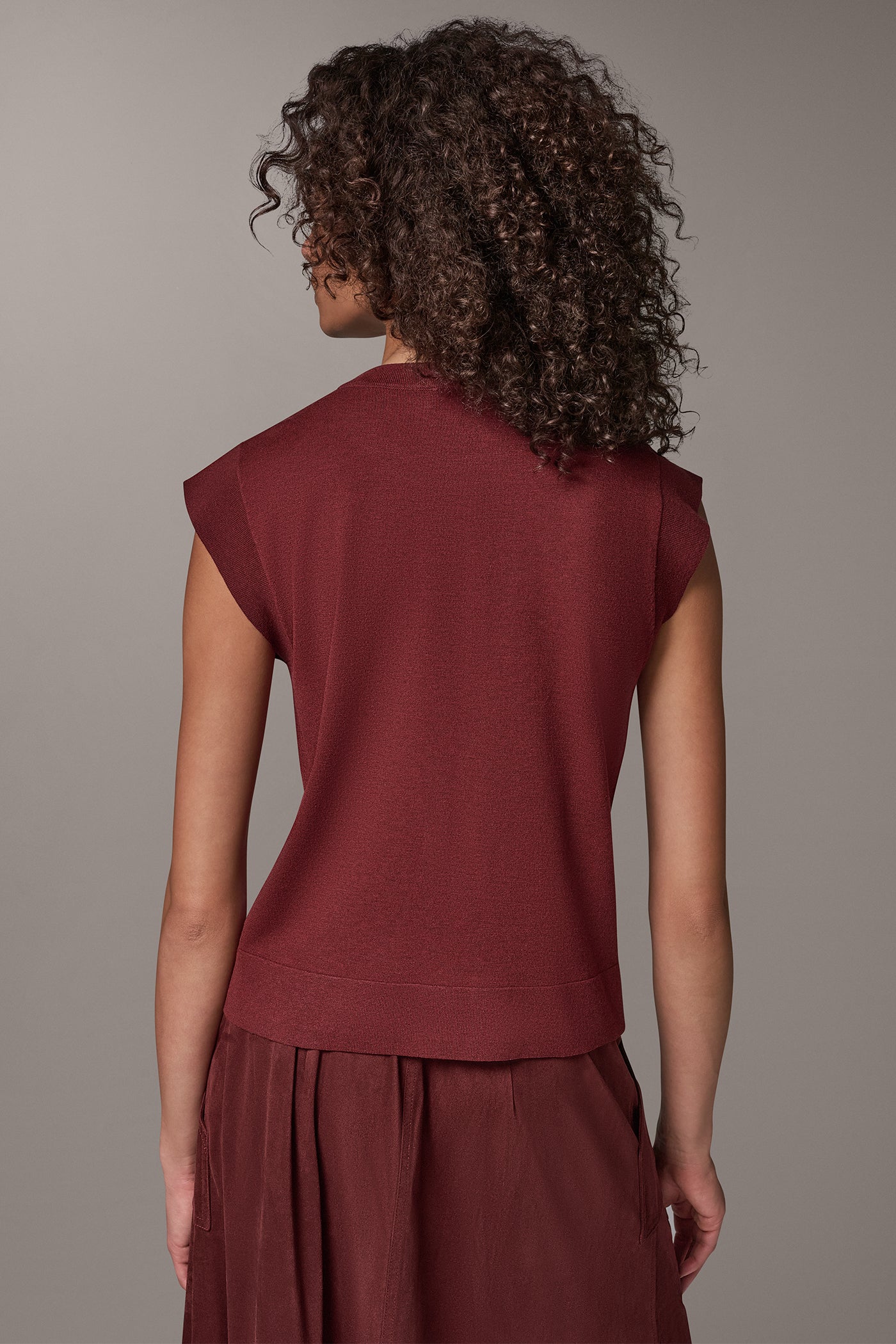 EXTENDED SHOULDER SWEATER VIEW 2