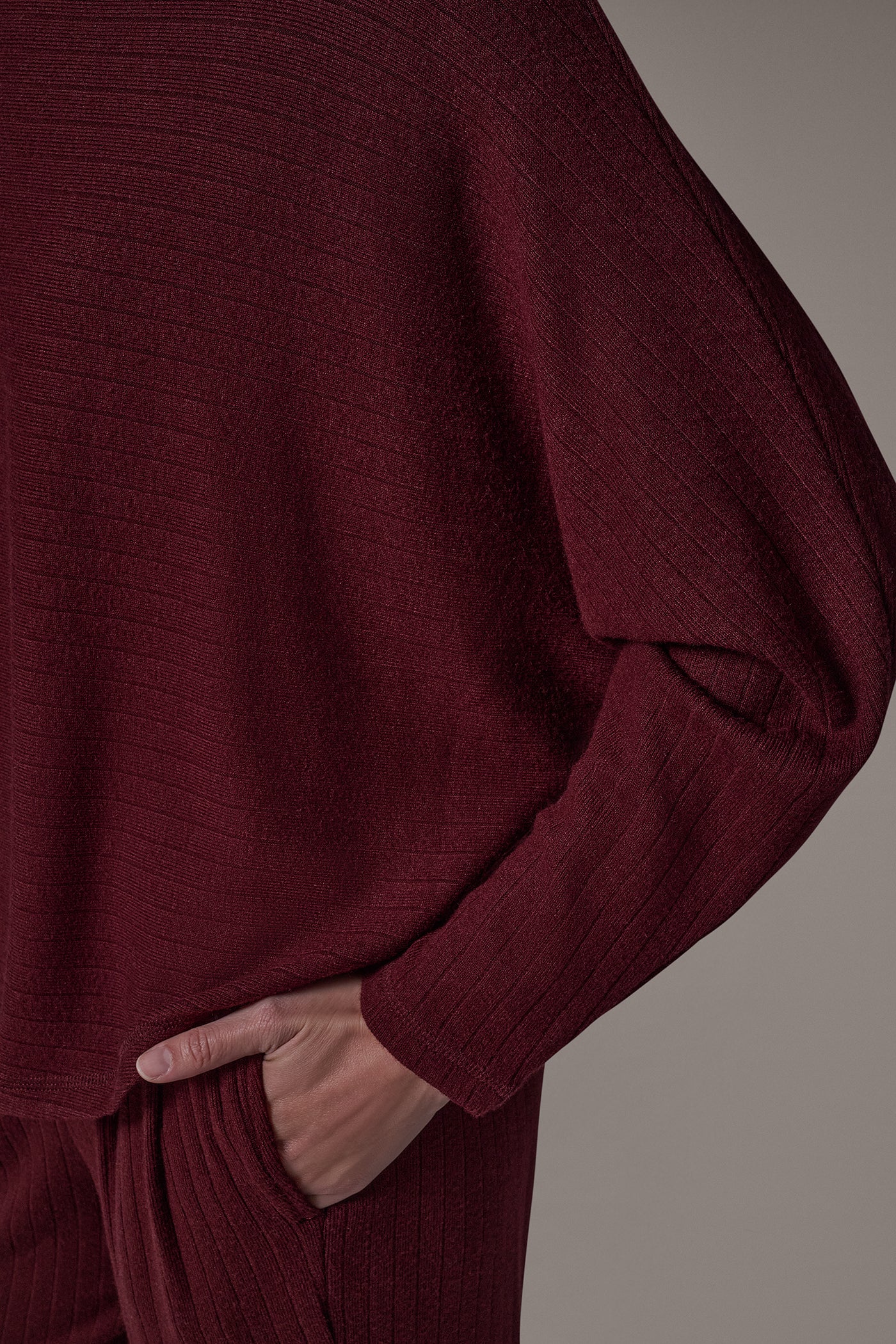 CROPPED DOLMAN SLEEVE RIB SWEATER VIEW 5