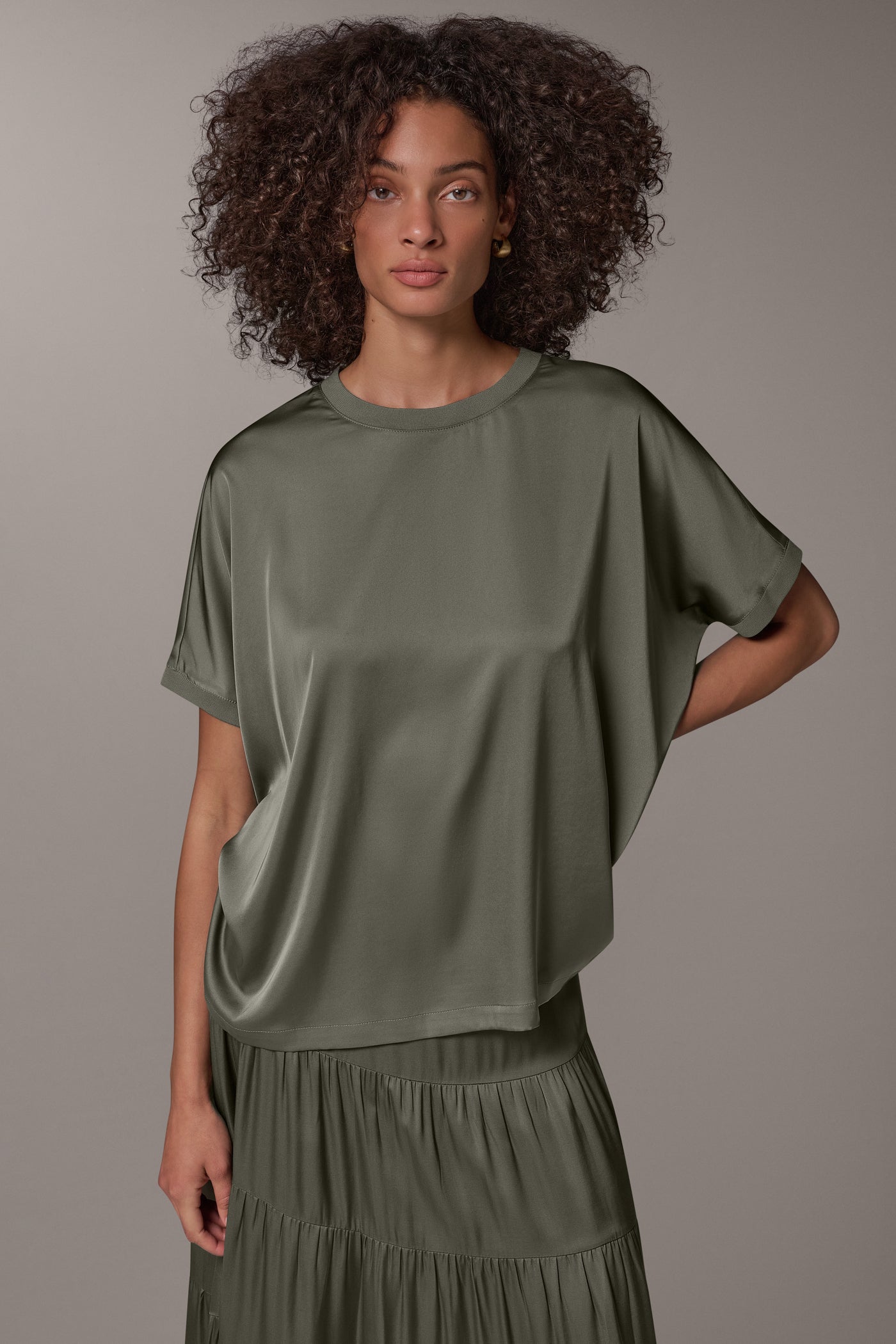 DOLMAN SLEEVE BLOUSE