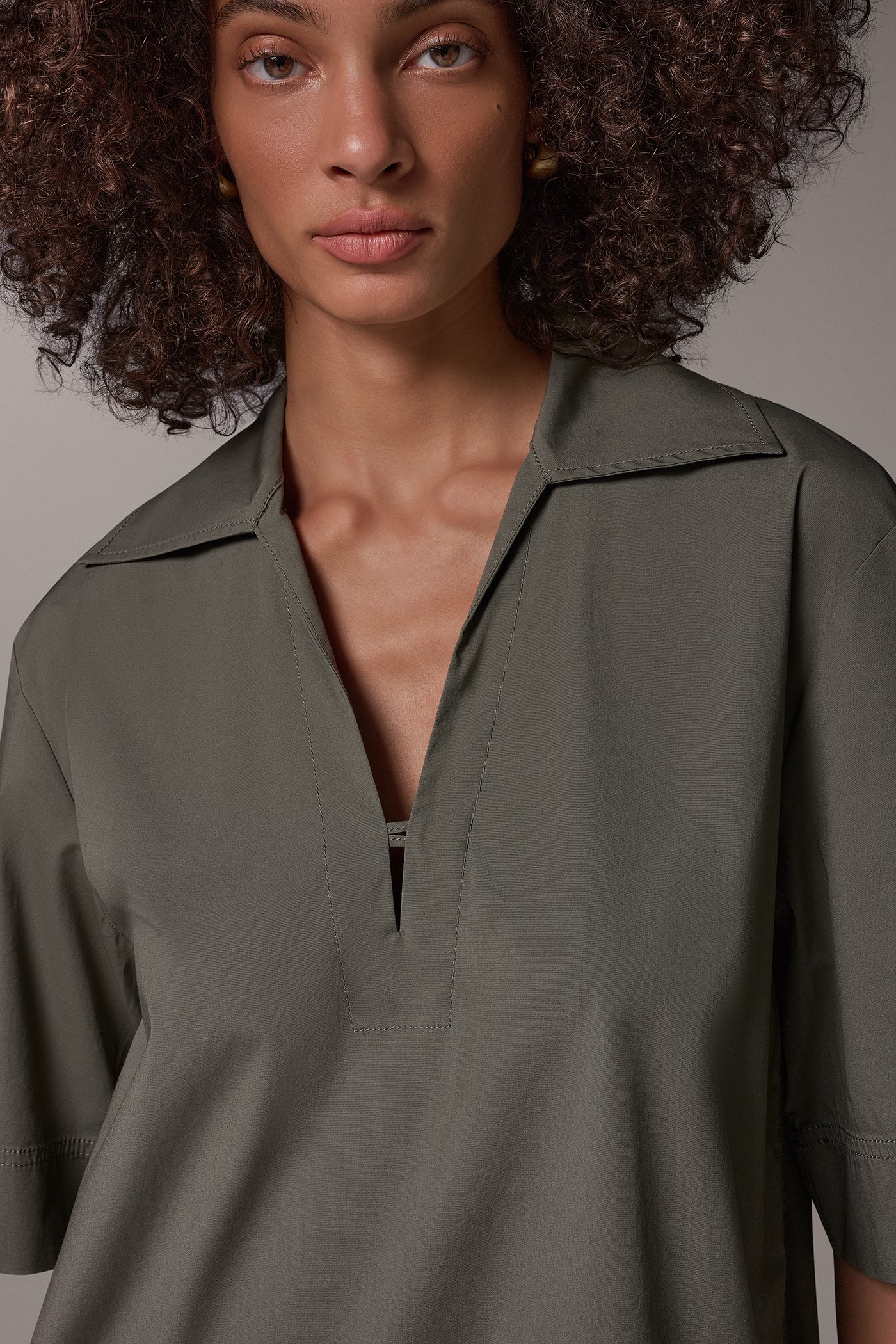 POPLIN EMBROIDERED DETAIL BLOUSE VIEW 4
