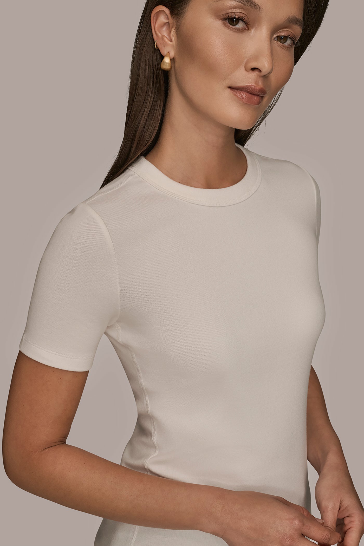 SHORT SLEEVE CREW NECK TEE VIEW 4