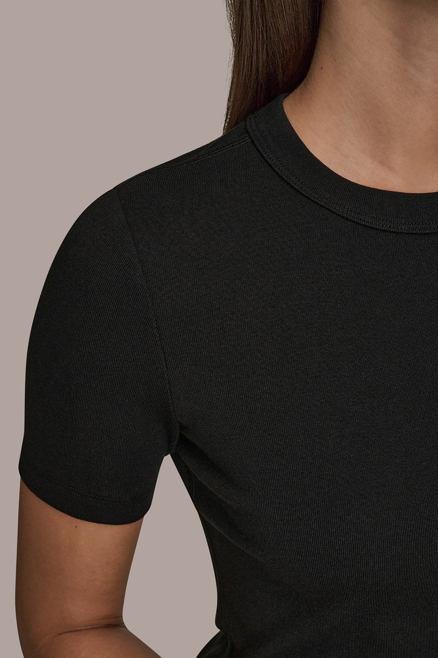 SHORT SLEEVE CREW NECK TEE VIEW 5