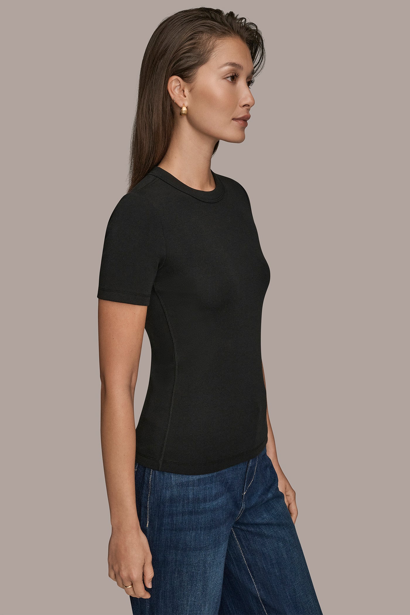 SHORT SLEEVE CREW NECK TEE VIEW 3