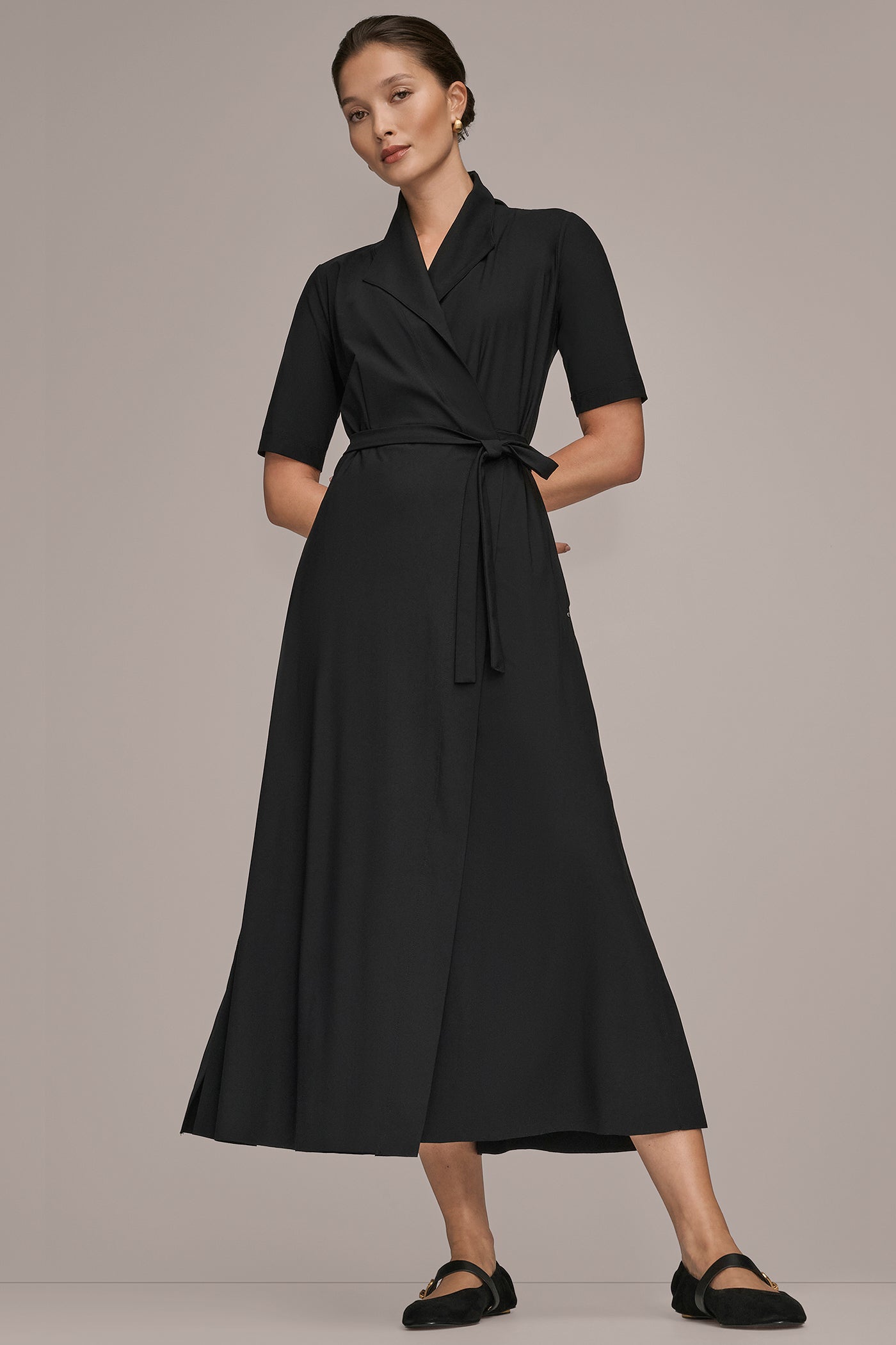 Donna Karan Weekend Women's Elbow-Sleeve Collared Polo Dress - Black - Size 6 Donna Karan Weekend Women's Elbow-Sleeve Collared Polo Dress - Black - Size 6