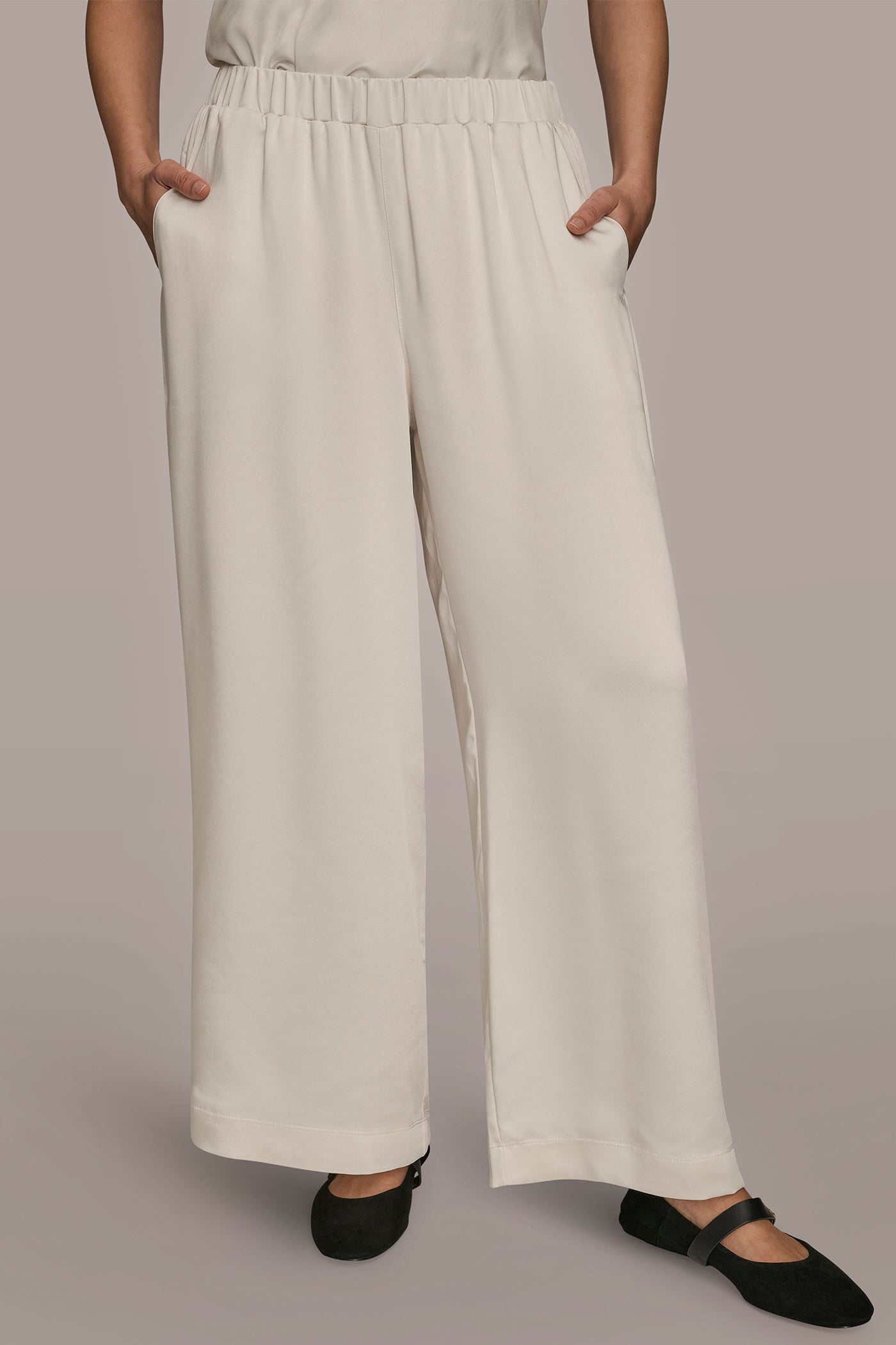 MID RISE PULL ON RELAXED PANT | View 1 | Pants