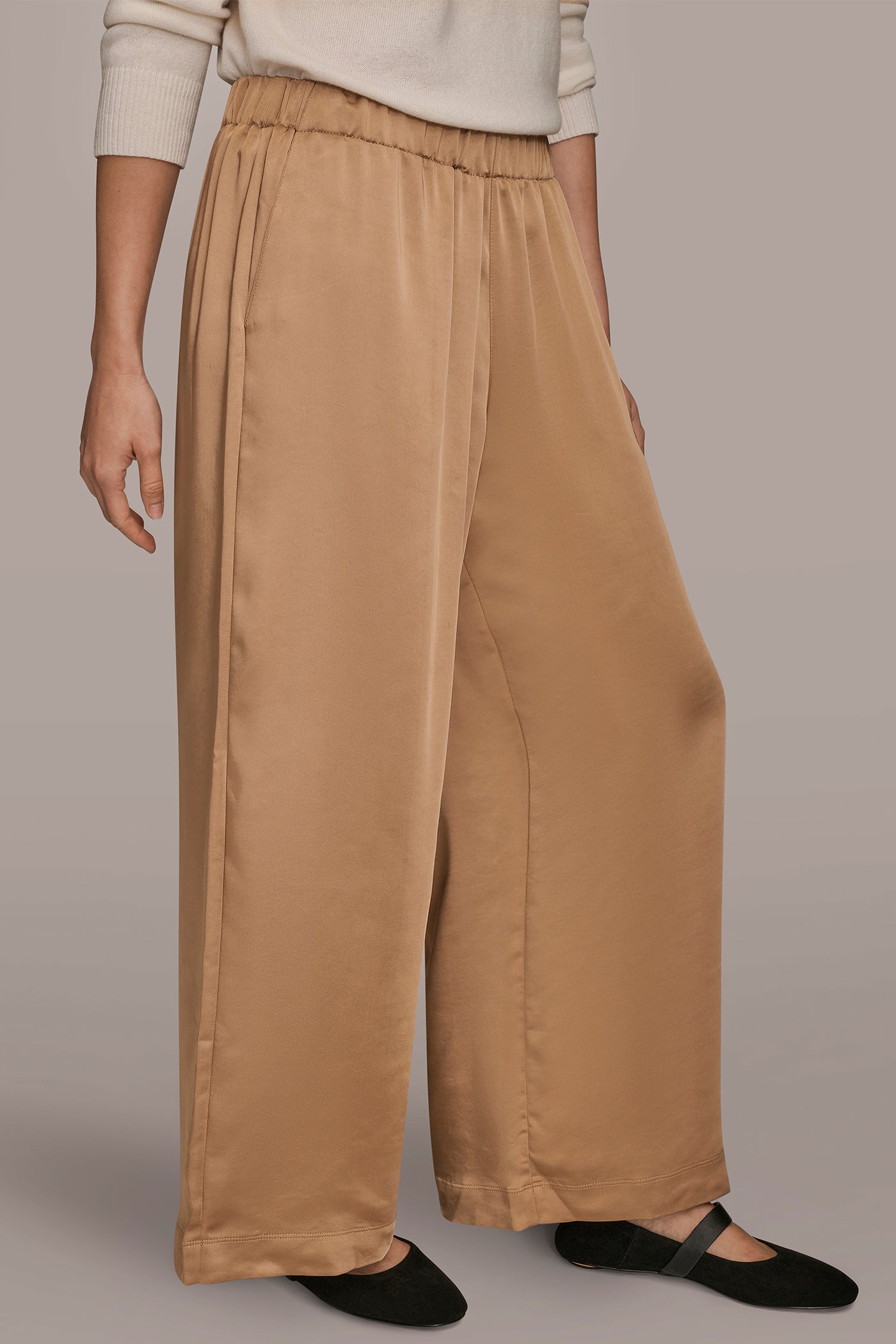 MID RISE PULL ON RELAXED PANT VIEW 3 | Pants