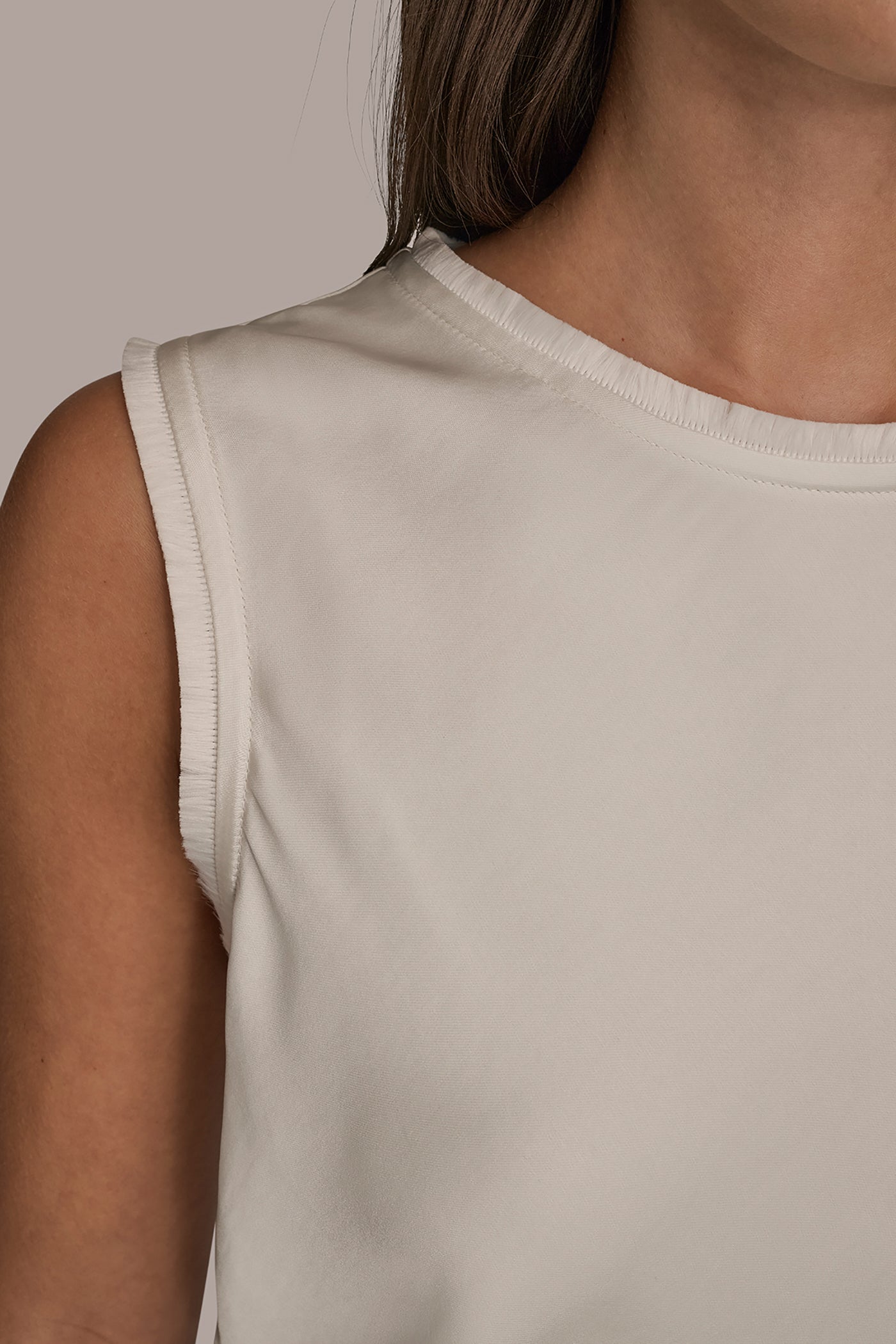 SLEEVELESS FRINGE TRIM BLOUSE VIEW 5