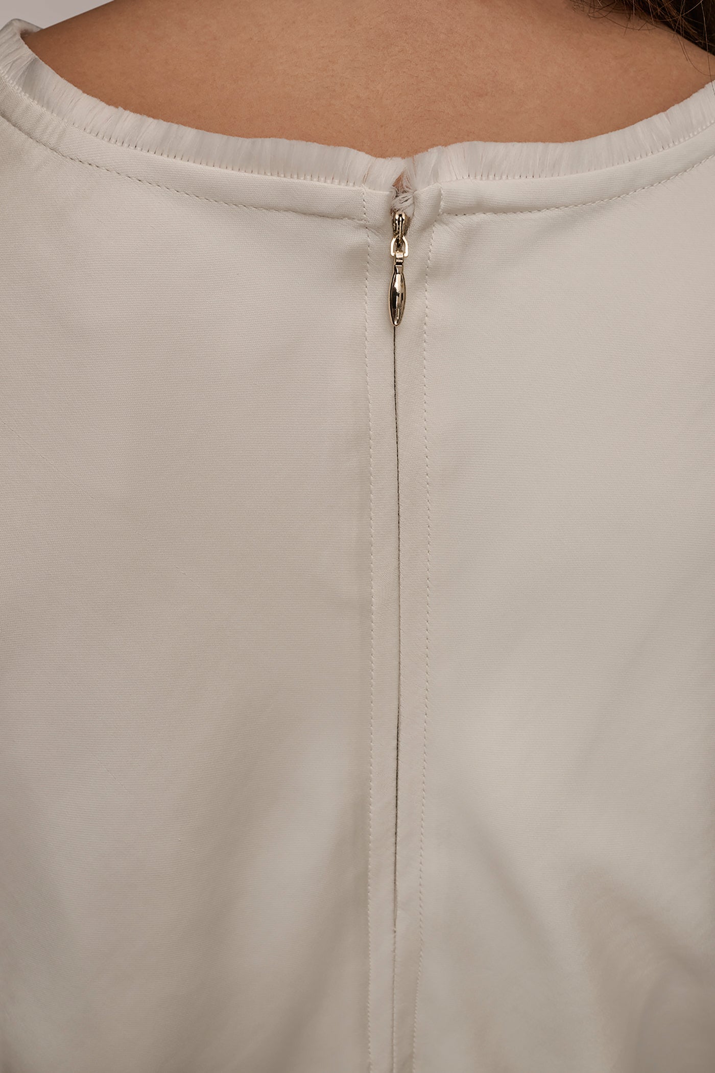 SLEEVELESS FRINGE TRIM BLOUSE VIEW 6