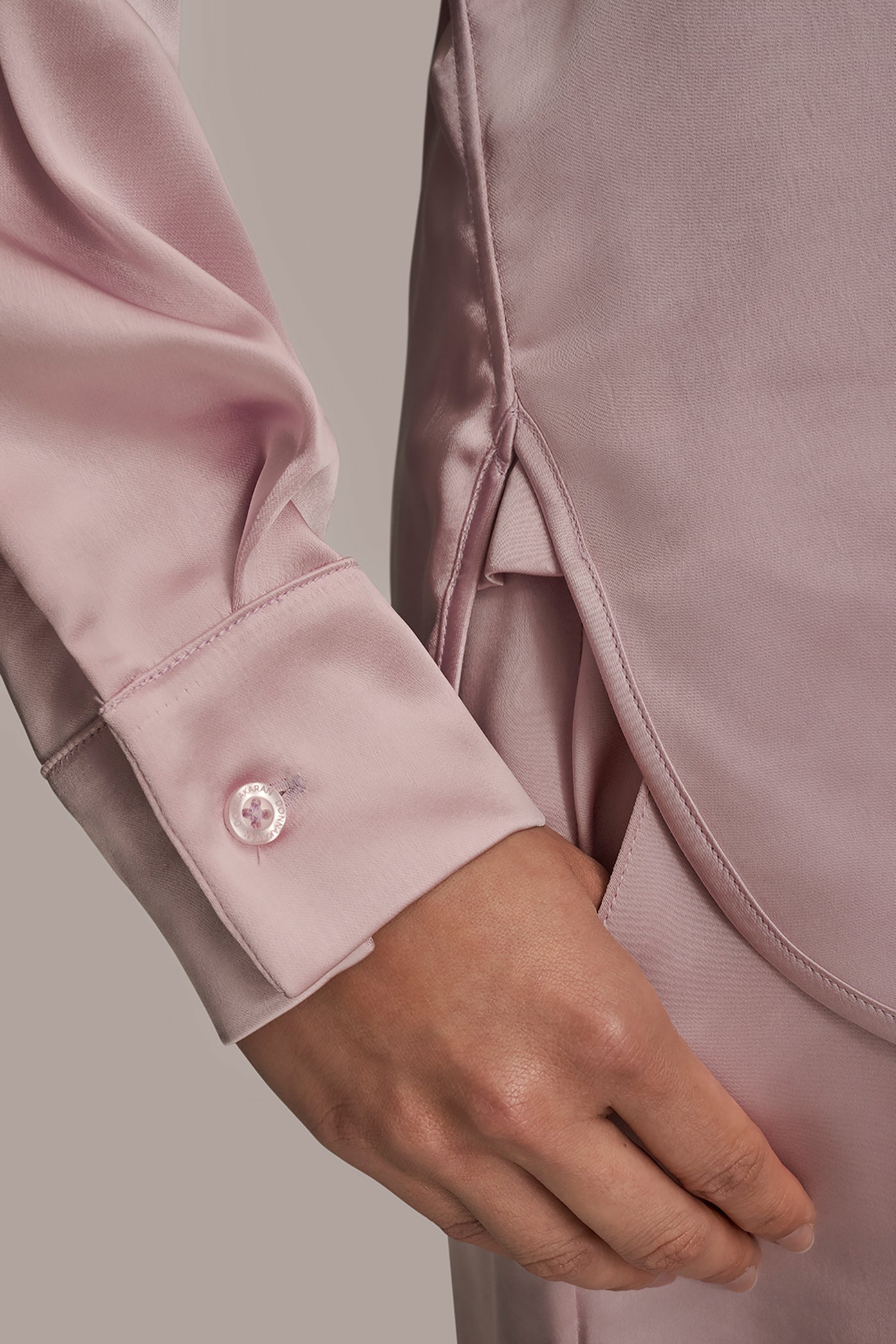 WOVEN BUTTON DOWN SHIRT VIEW 5