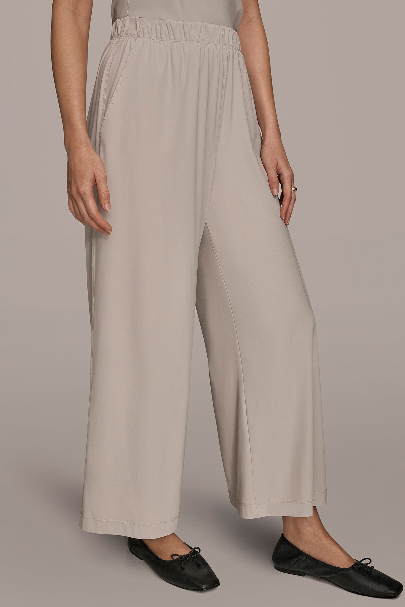 MID RISE RELAXED ANKLE PANT VIEW 3 | Pants