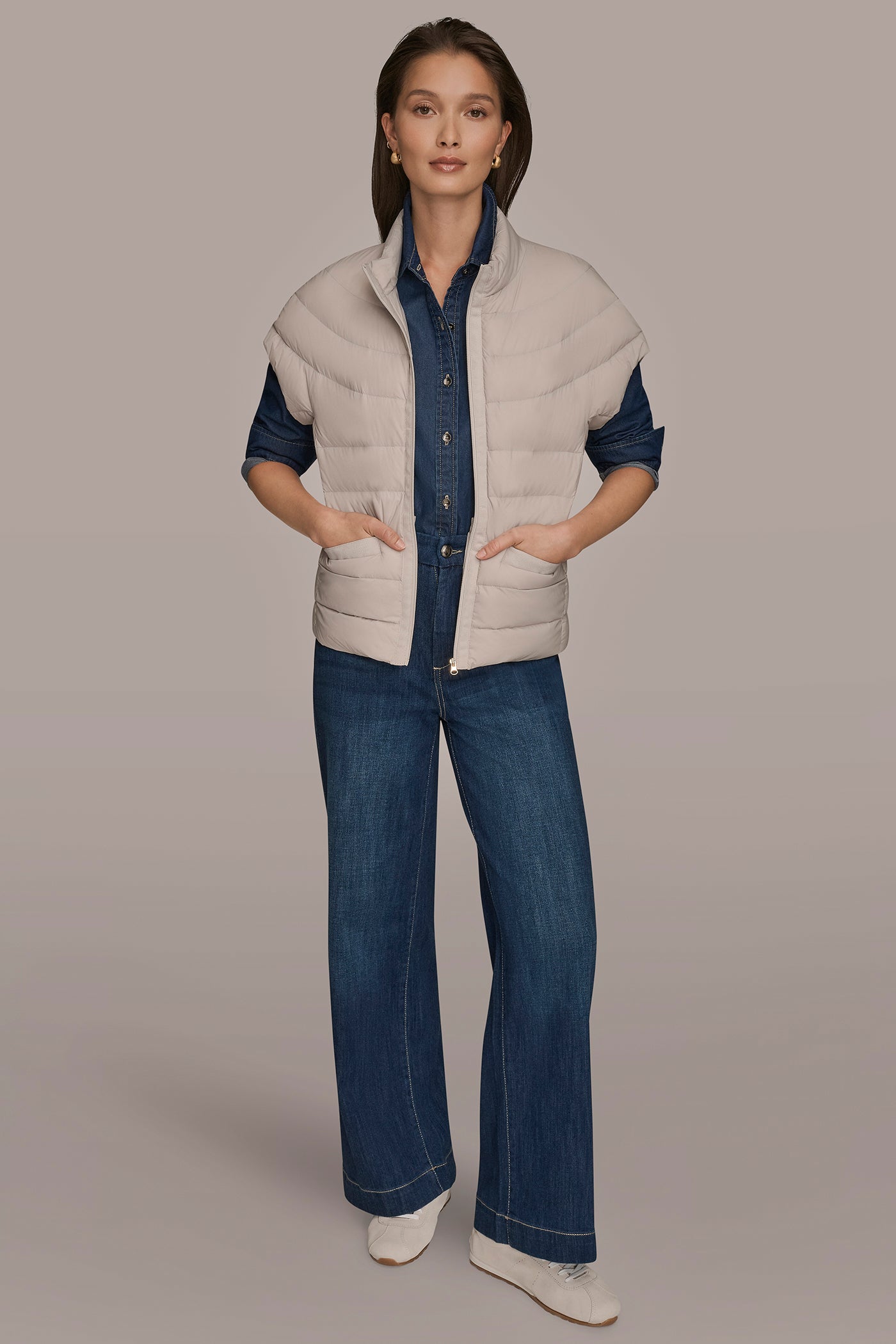 FRONT ZIP CAP SLEEVE MOCK NECK VEST VIEW 9