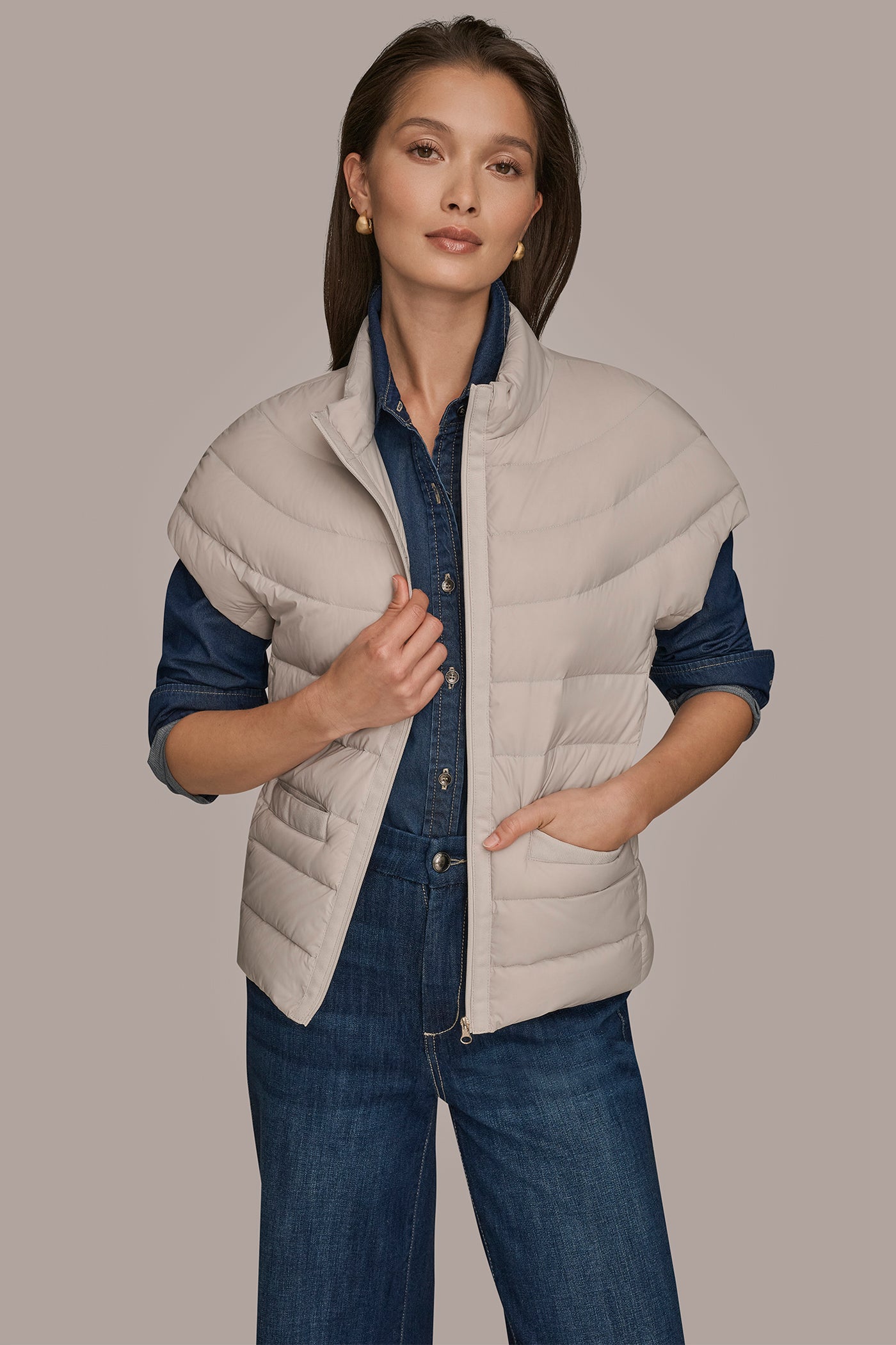 FRONT ZIP CAP SLEEVE MOCK NECK VEST VIEW 7