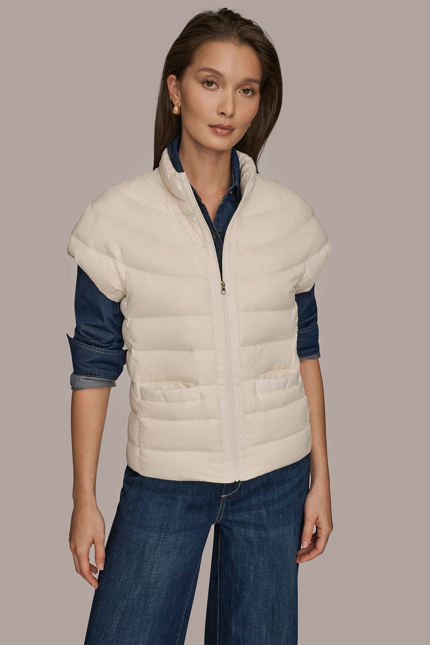 FRONT ZIP CAP SLEEVE MOCK NECK VEST | View 1 | Products