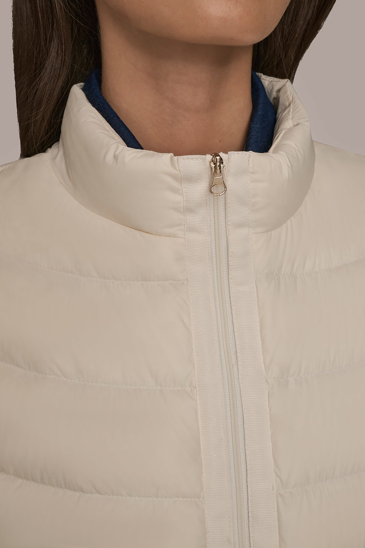 FRONT ZIP CAP SLEEVE MOCK NECK VEST VIEW 6