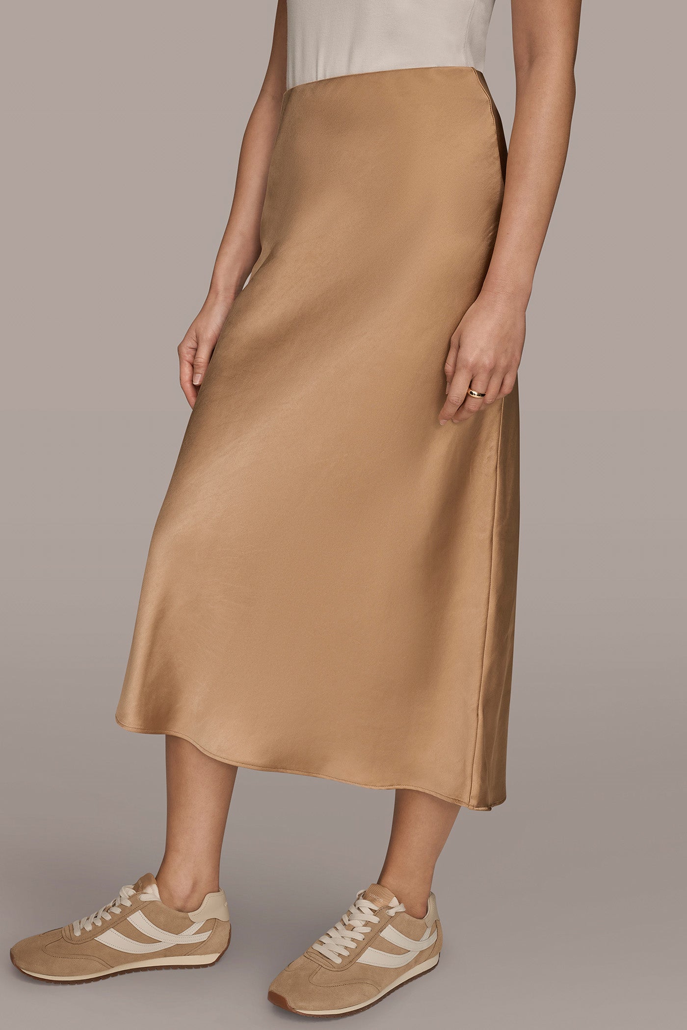 ELASTIC WAISTBAND PULL ON MIDI SKIRT VIEW 3 | Skirts