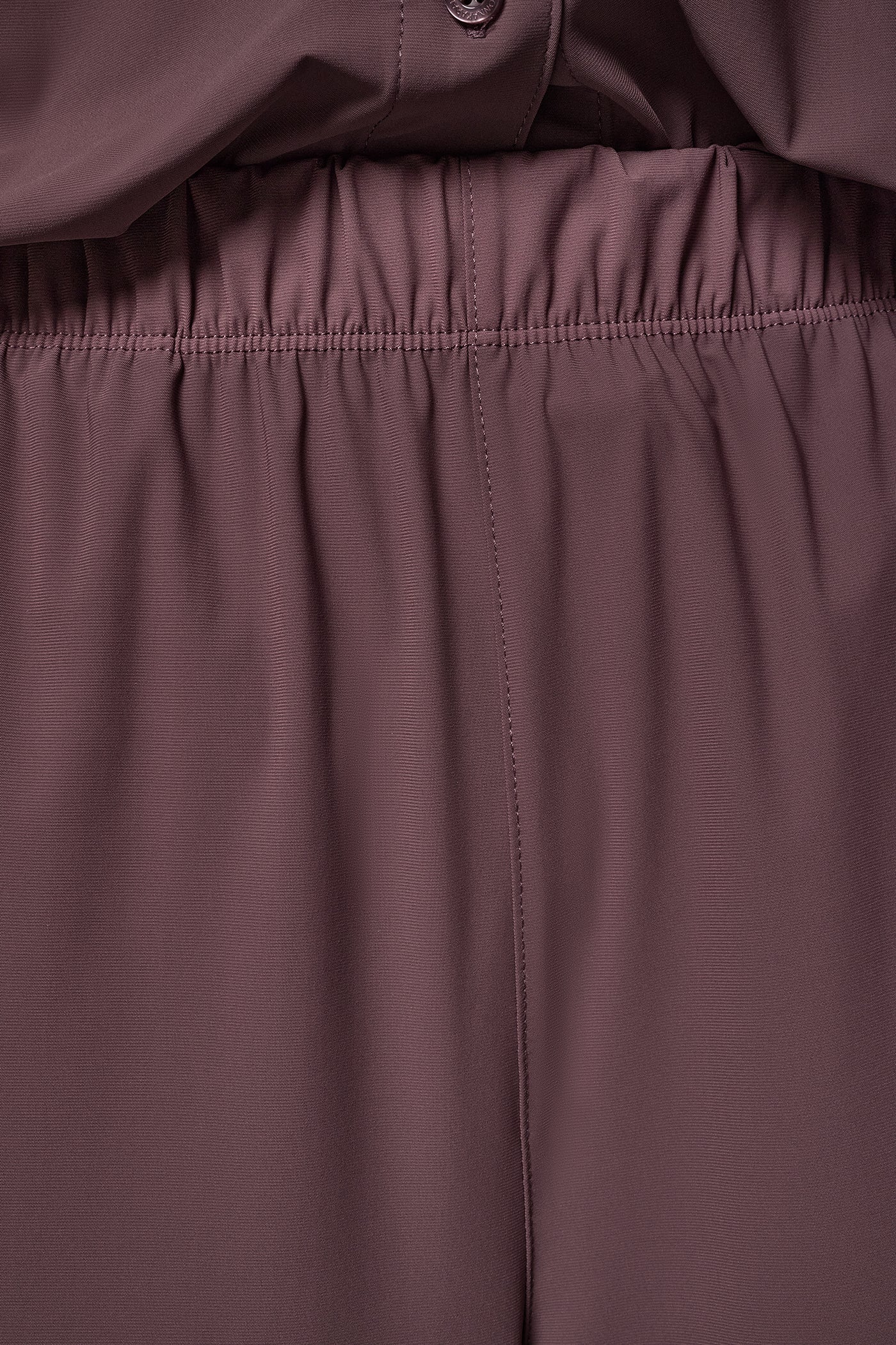 CROPPED MID-RISE PULL-ON PANT VIEW 4 | Modern Travel Capsule