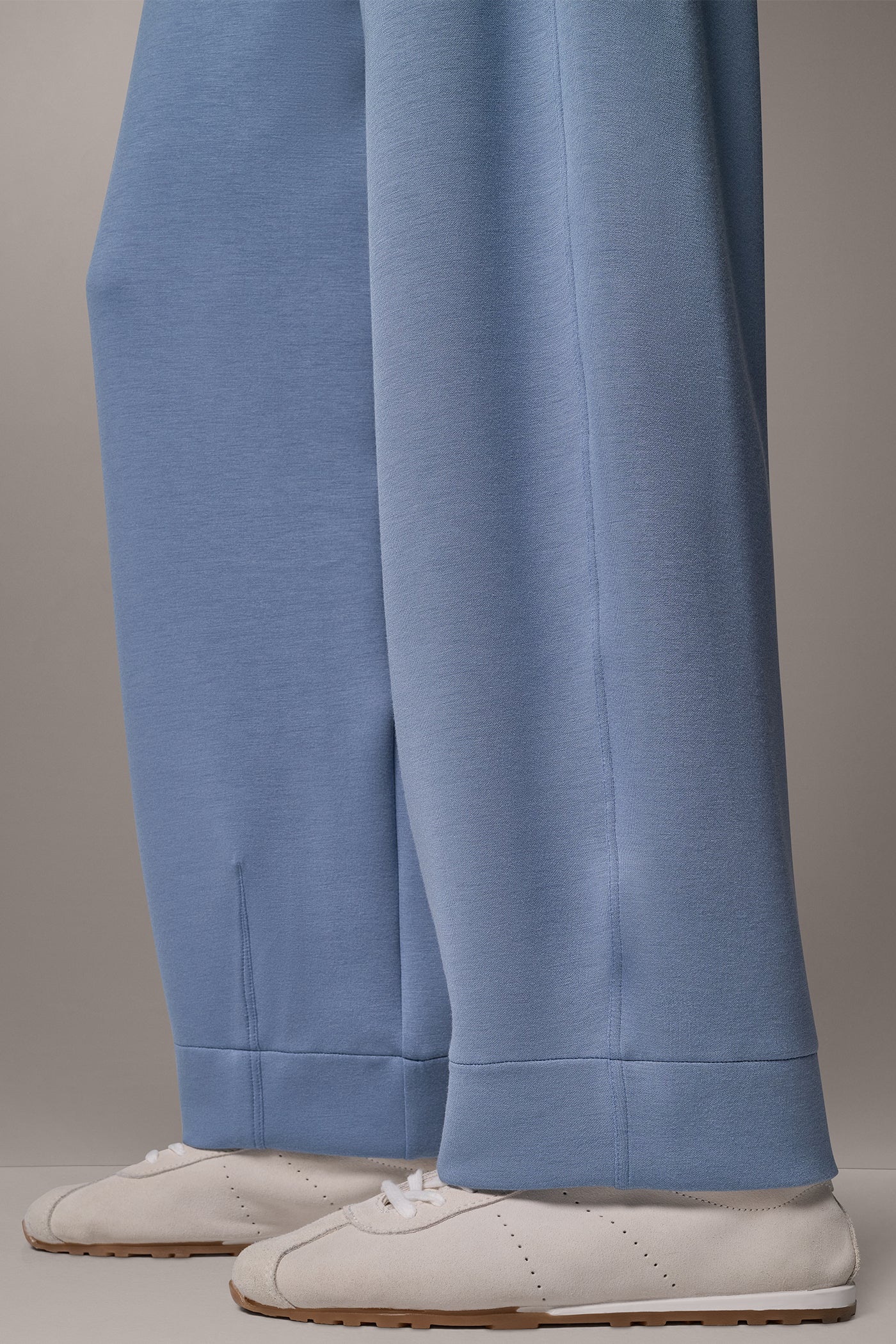JET SETTER HIGH-RISE BARREL LEG PANT VIEW 6