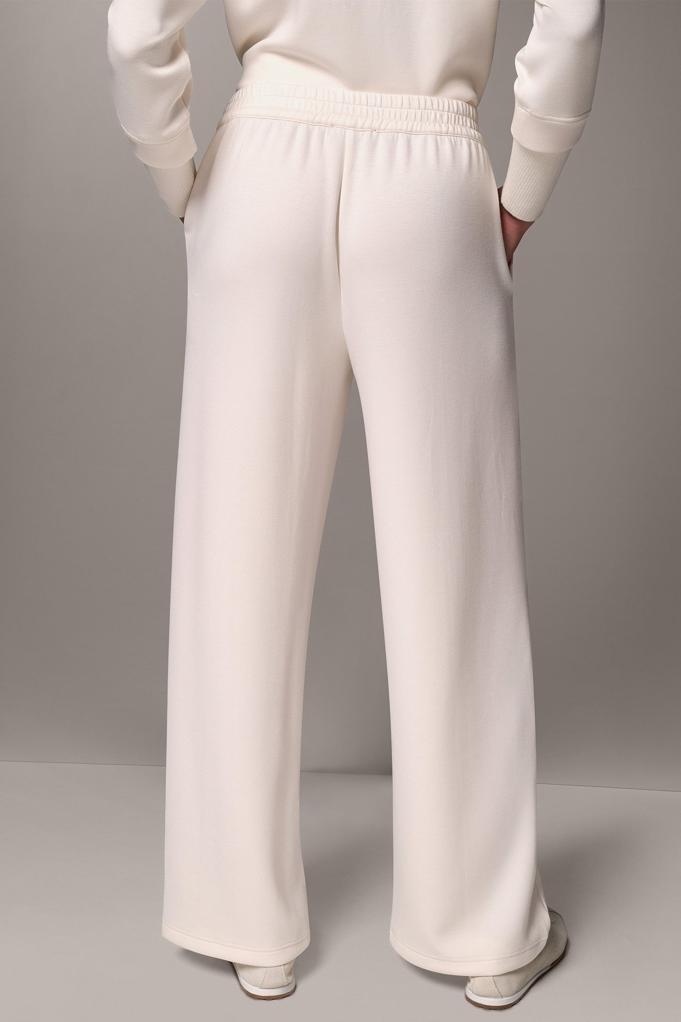 JET SETTER PINTUCK PANT VIEW 3