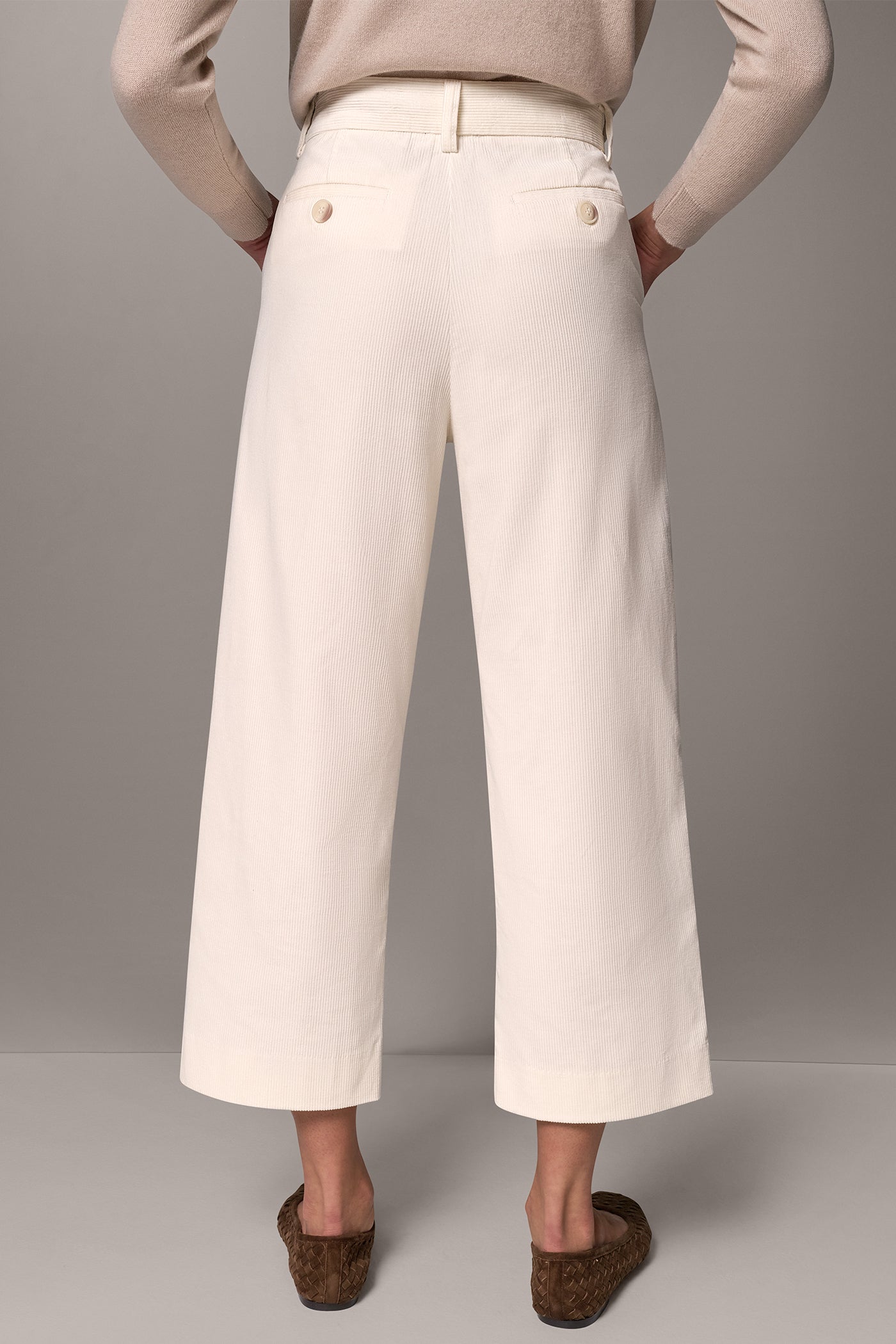 CROPPED CORDUROY PINTUCK PANT VIEW 3