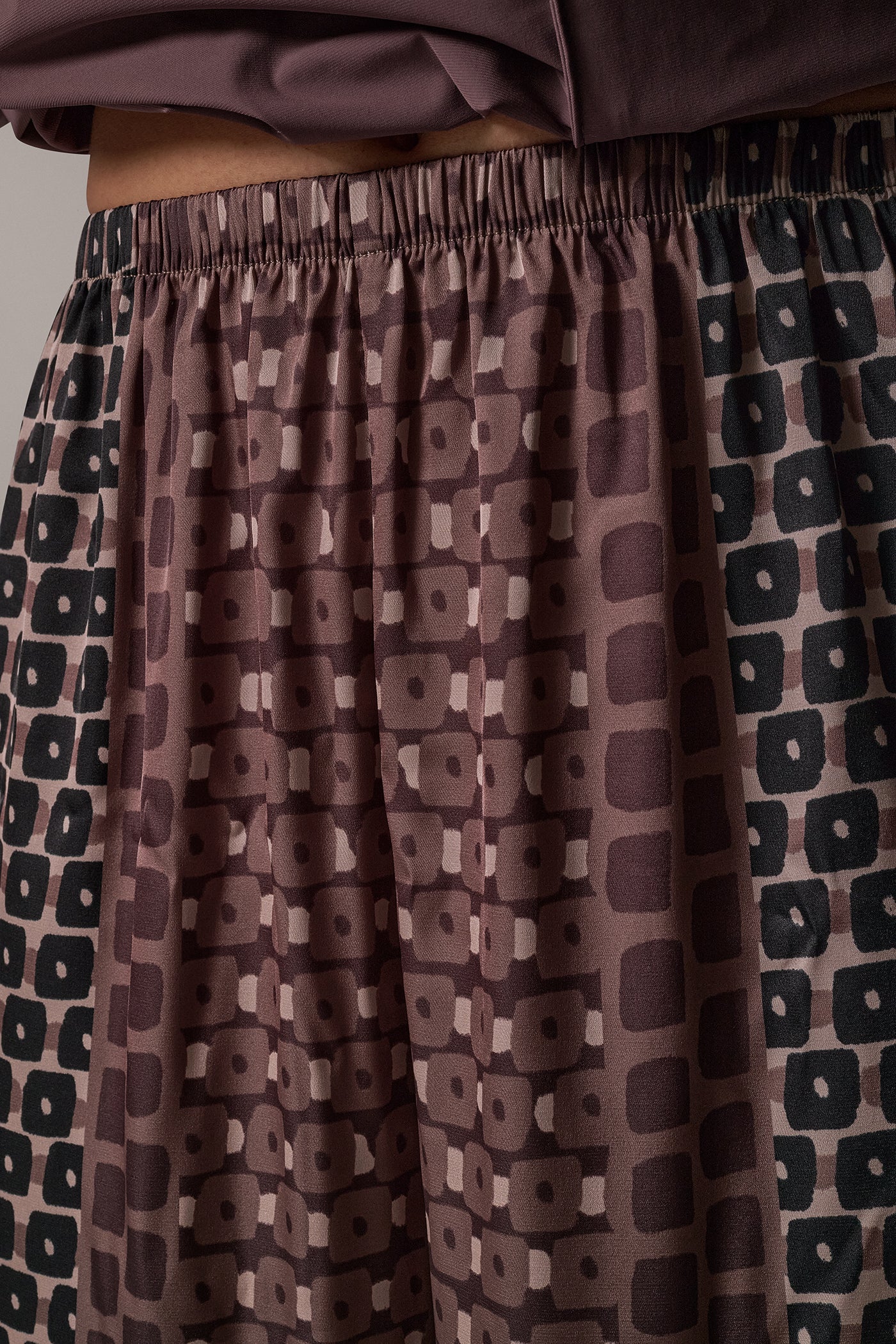 MID-RISE WIDE-LEG PANT VIEW 4