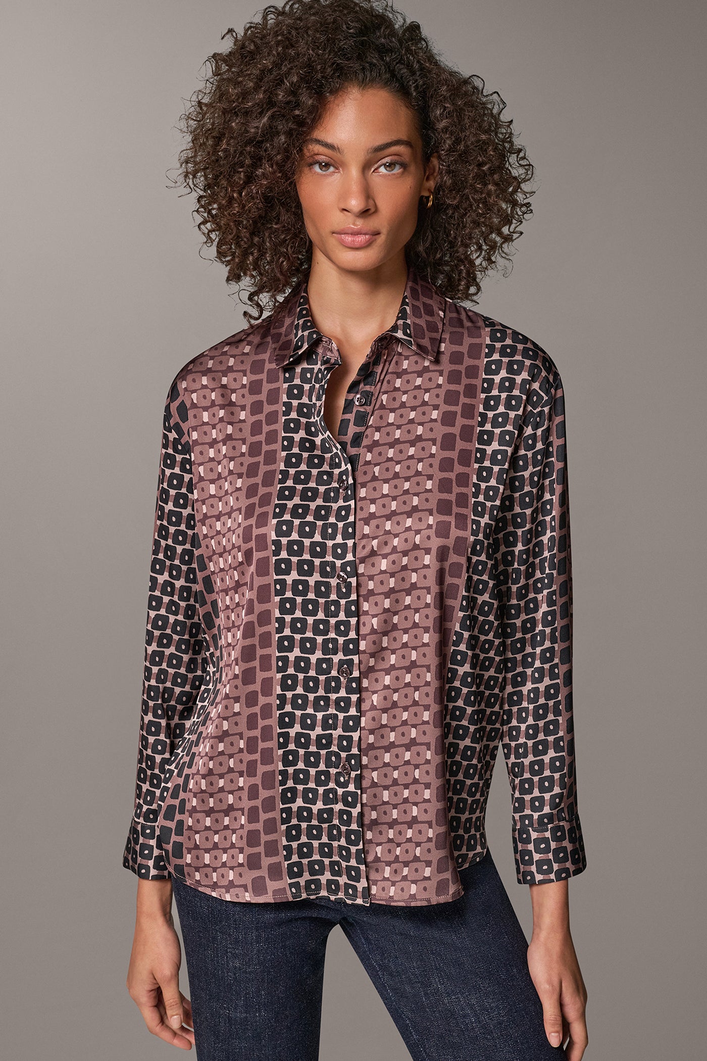 SATIN GEOMETRIC PRINT BLOUSE VIEW 1