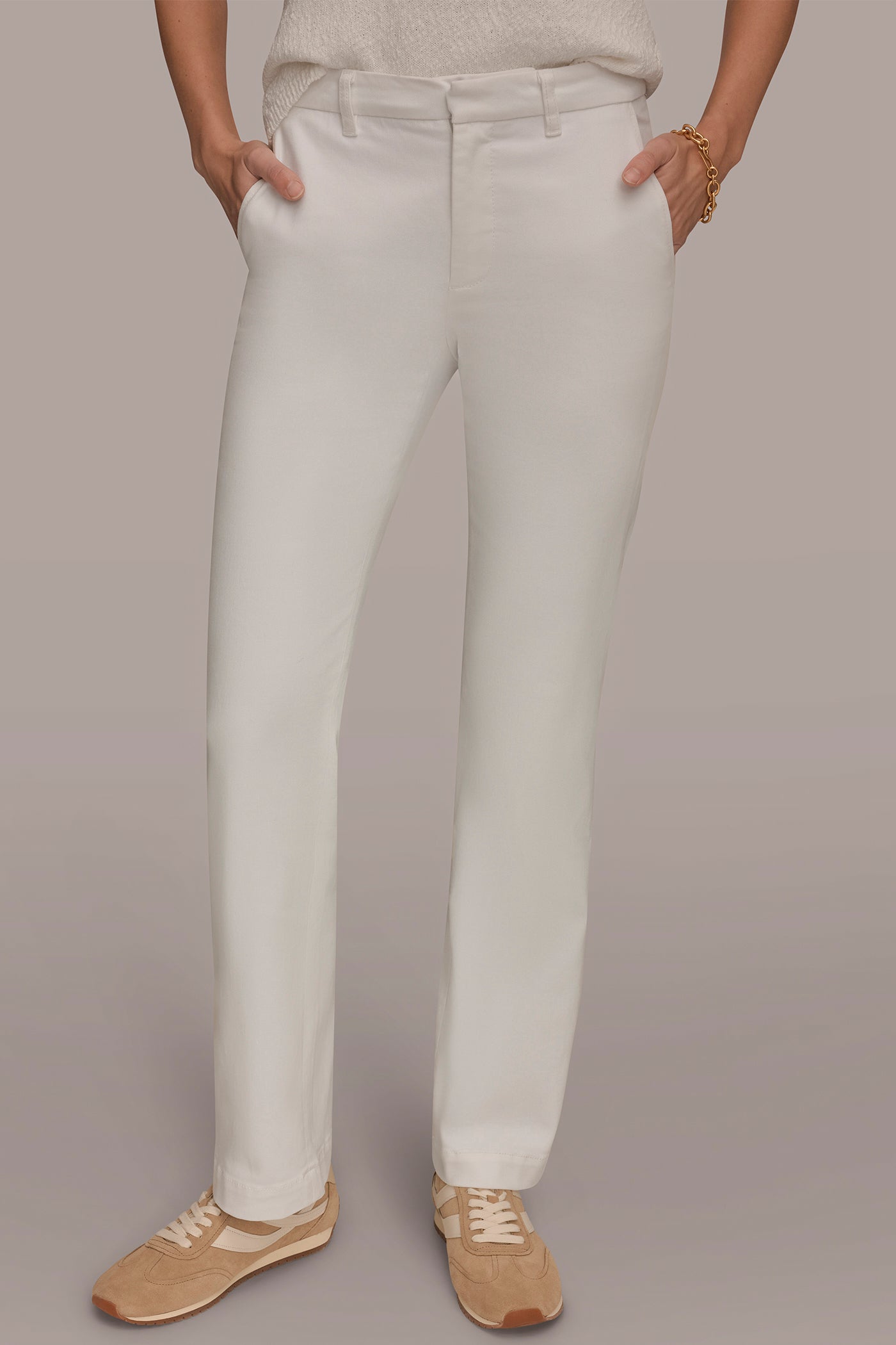 THE DONNA MID-RISE MODERN TROUSER JEAN | View 1 | Donna Karan Weekend Bottoms