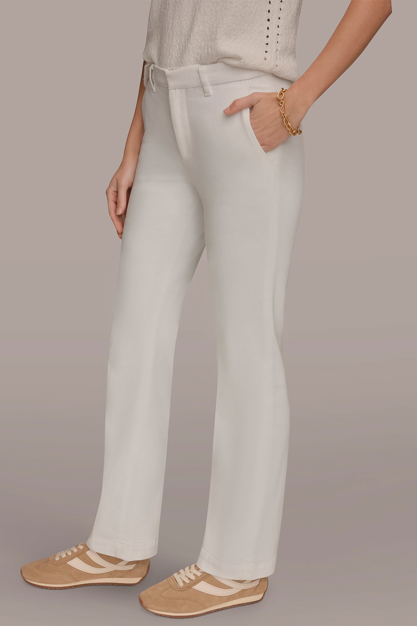 THE DONNA MID-RISE MODERN TROUSER JEAN VIEW 3 | Donna Karan Weekend Bottoms