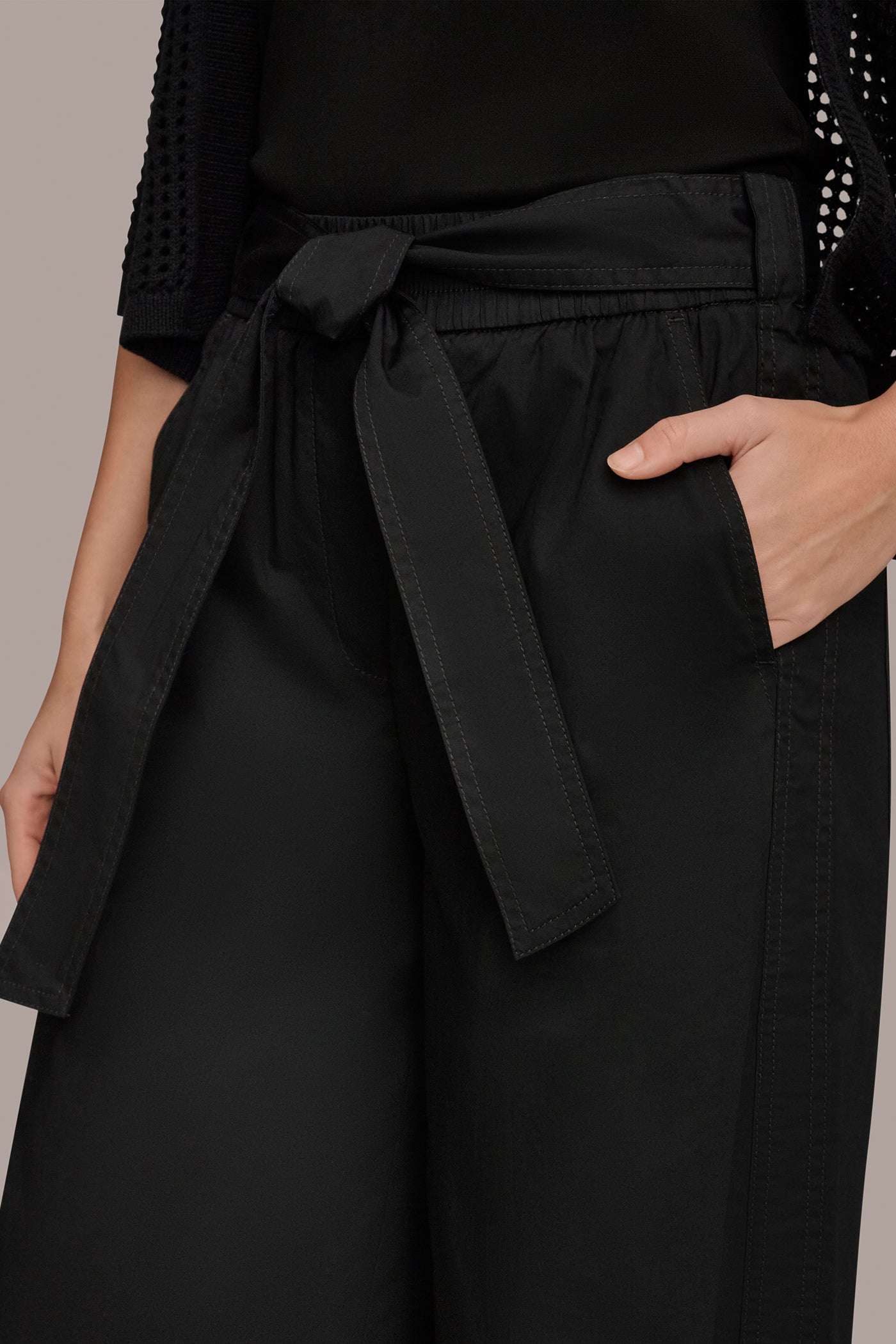 CROPPED MID-RISE WIDE-LEG PANT VIEW 5 | Donna Karan Weekend Bottoms