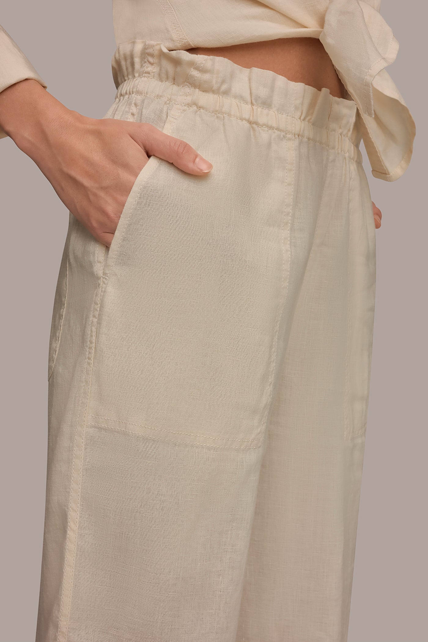 LINEN EXTRA HIGH-RISE PAPERBAG PANT VIEW 4 | Donna Karan Weekend Bottoms