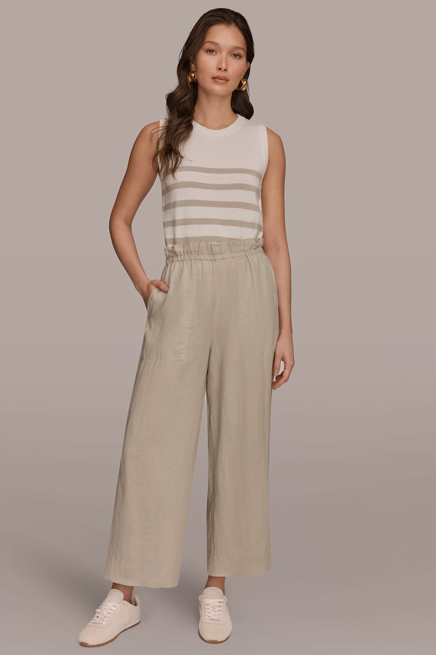 LINEN EXTRA HIGH-RISE PAPERBAG PANT VIEW 5 | Donna Karan Weekend Bottoms