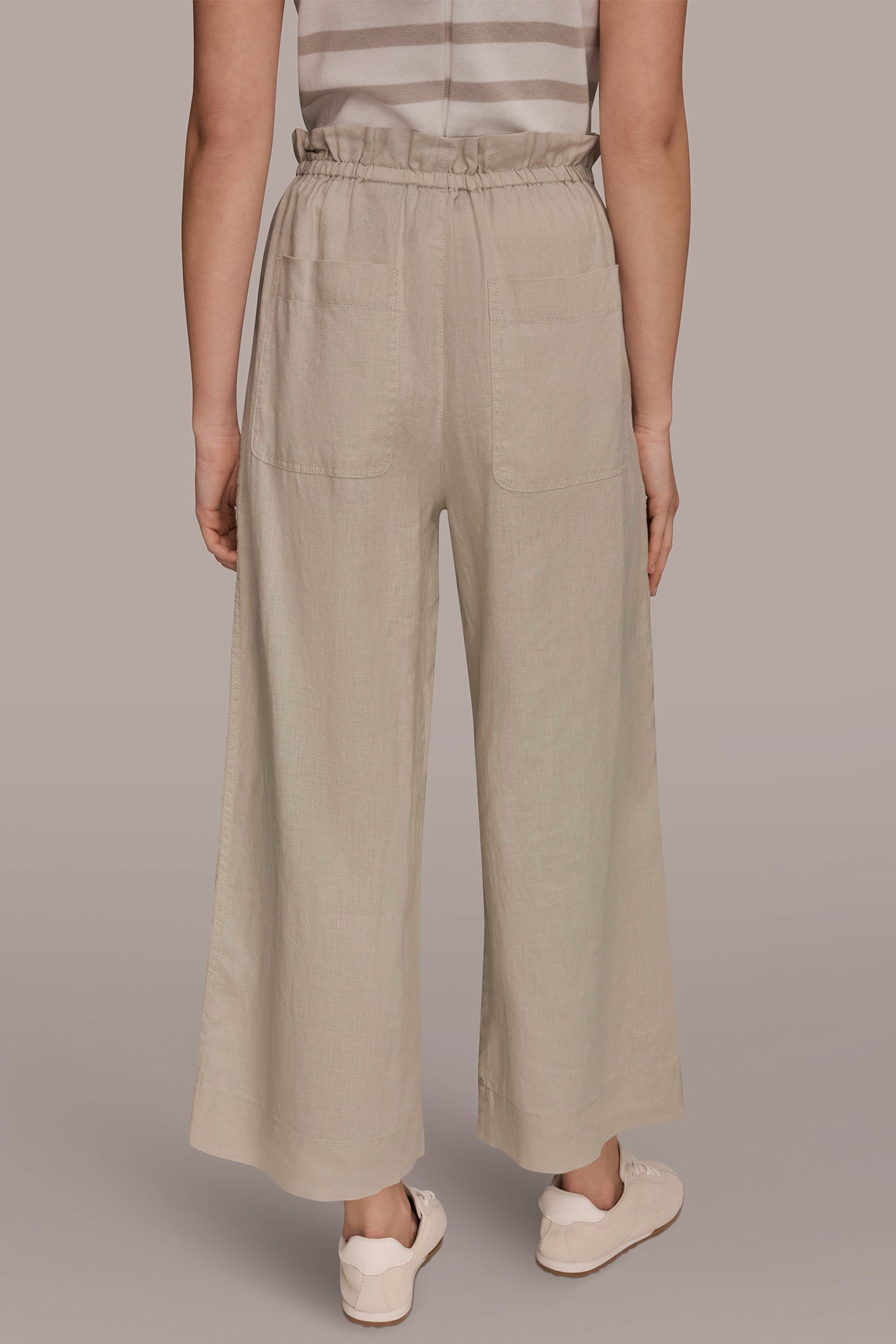 LINEN EXTRA HIGH-RISE PAPERBAG PANT | View 2 | Donna Karan Weekend Bottoms