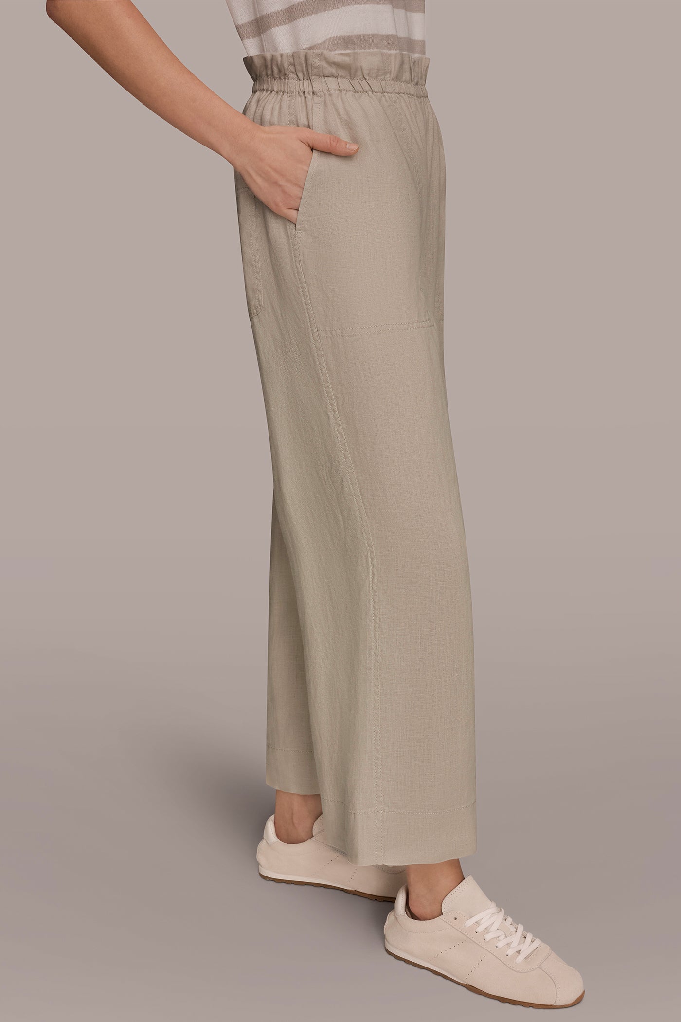 LINEN EXTRA HIGH-RISE PAPERBAG PANT VIEW 3 | Donna Karan Weekend Bottoms