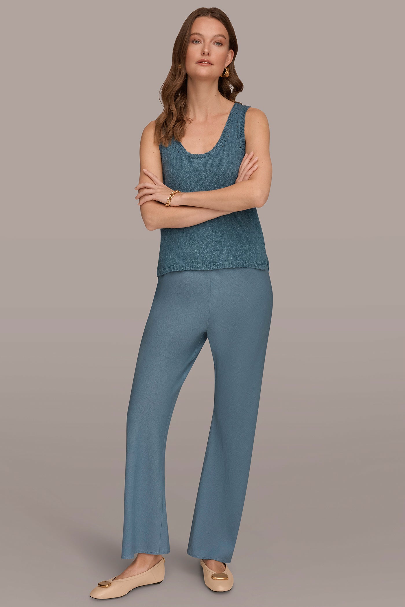 LINEN-BLEND MID-RISE RELAXED ANKLE PANT VIEW 5 | Donna Karan Weekend