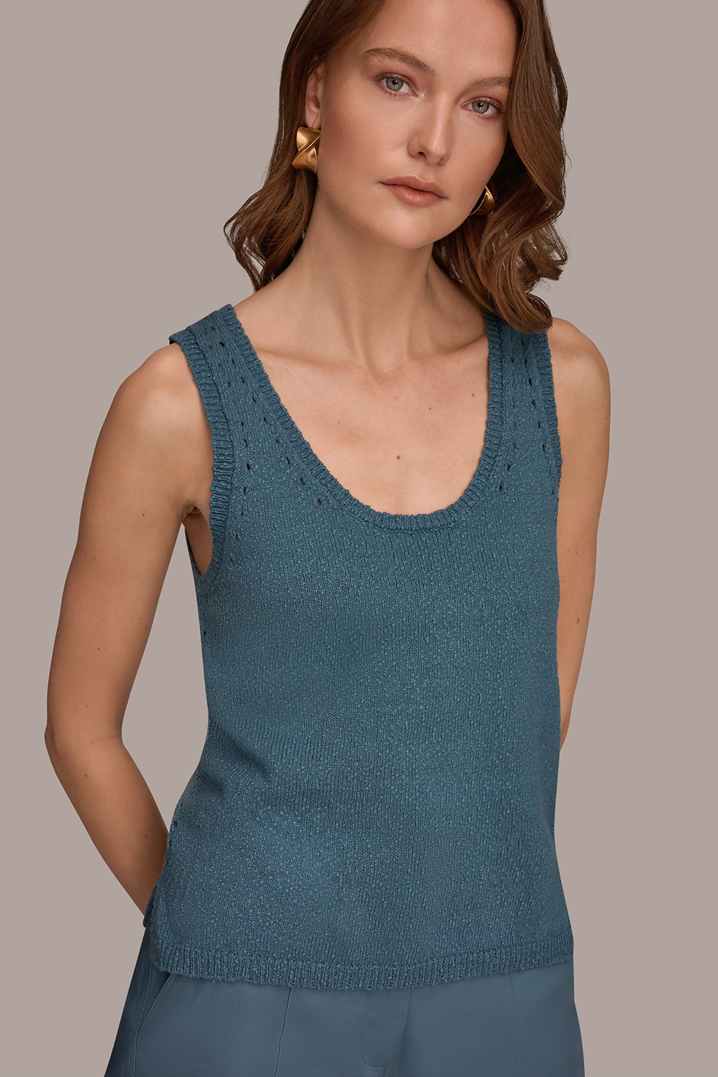 COTTON SLEEVELESS POINTELLE STITCH TANK VIEW 4 | Donna Karan Weekend