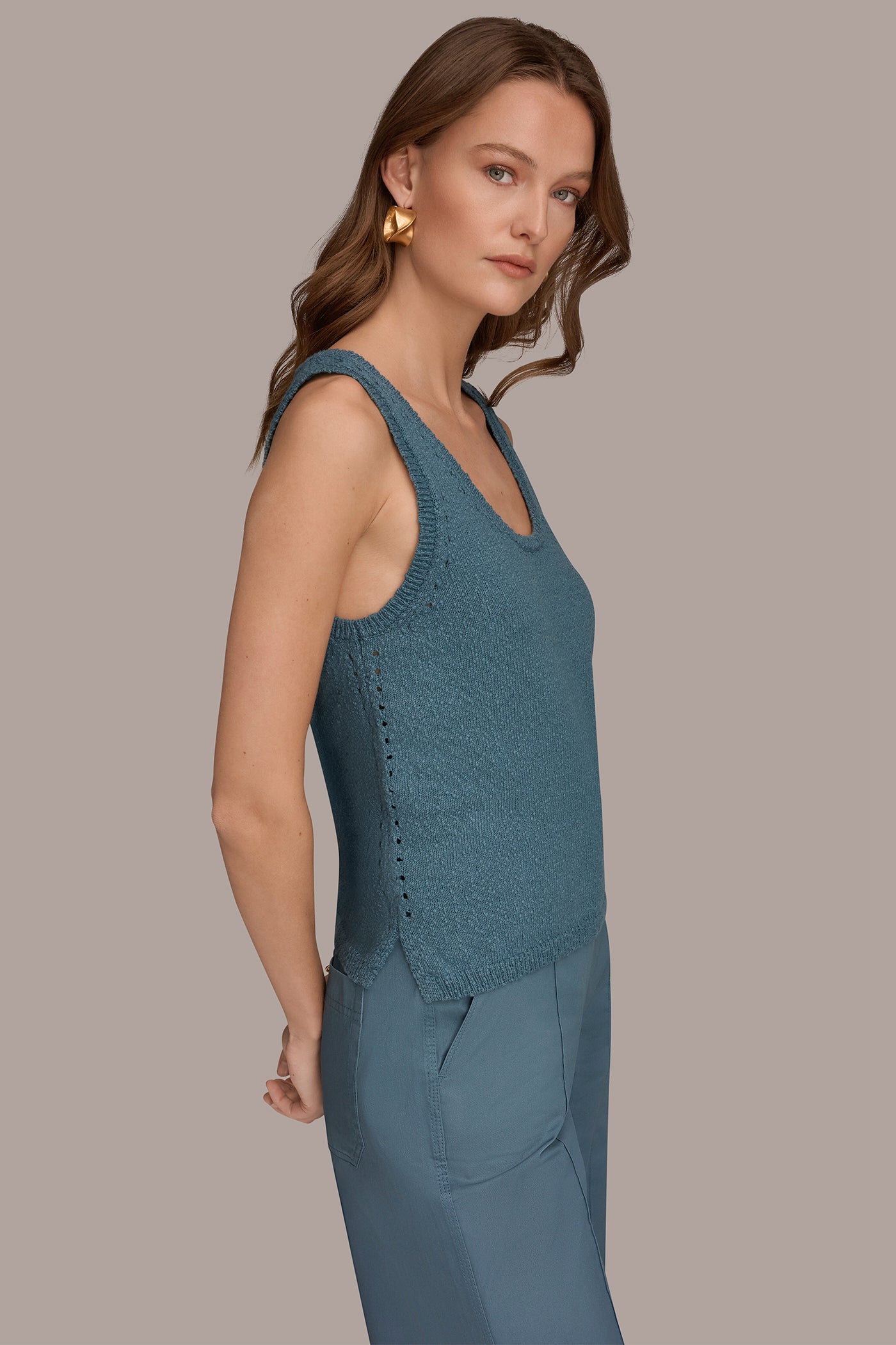 COTTON SLEEVELESS POINTELLE STITCH TANK VIEW 3 | Donna Karan Weekend