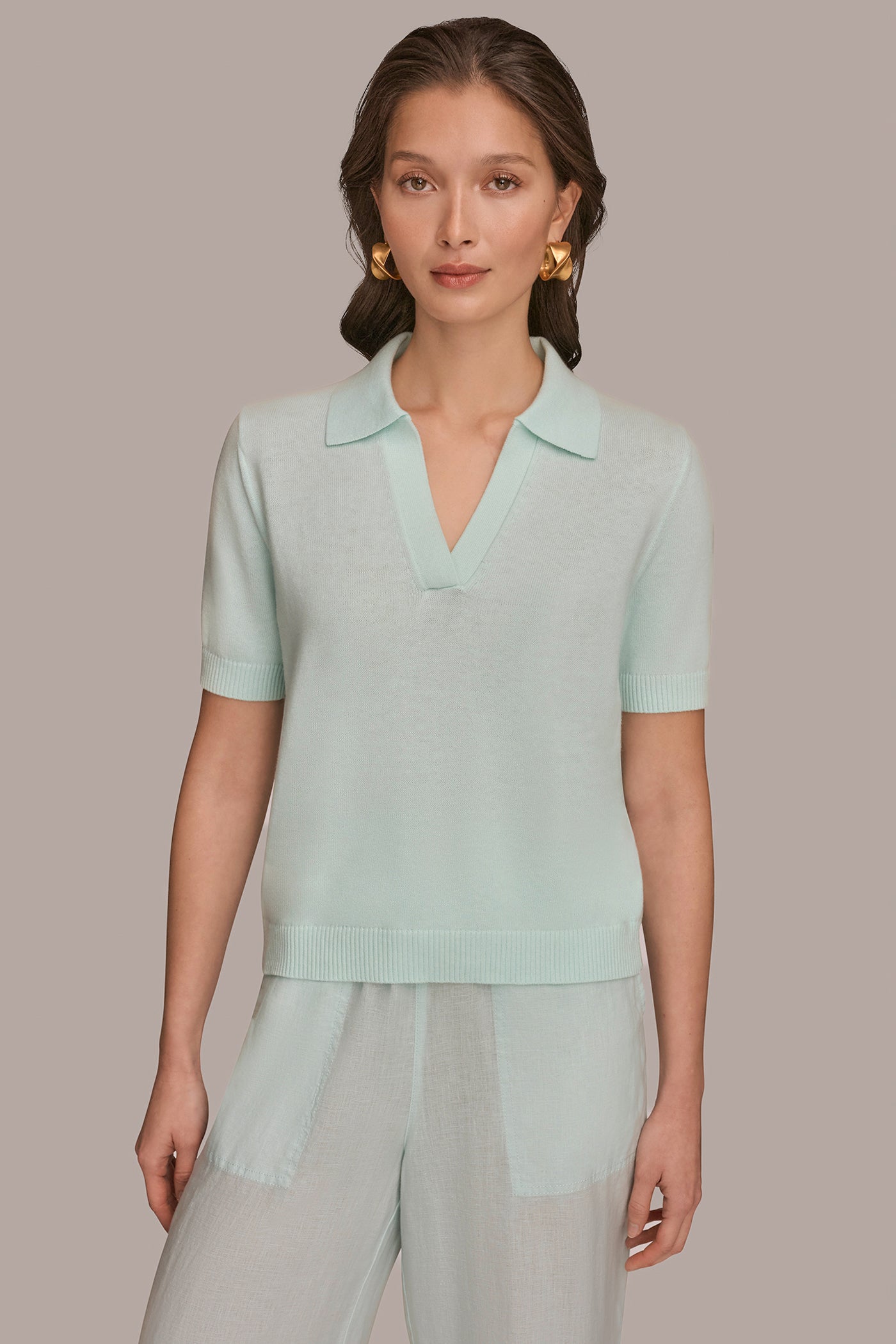 COTTON AND CASHMERE POLO SWEATER | View 1 | Donna Karan Weekend Tops