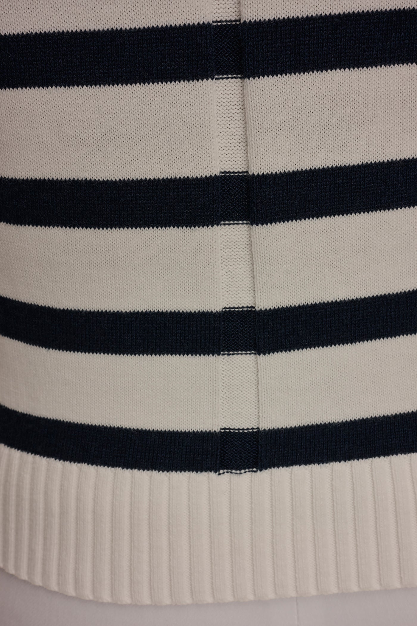 COTTON AND CASHMERE SLEEVELESS STRIPED SWEATER VIEW 5 | Donna Karan Weekend Tops