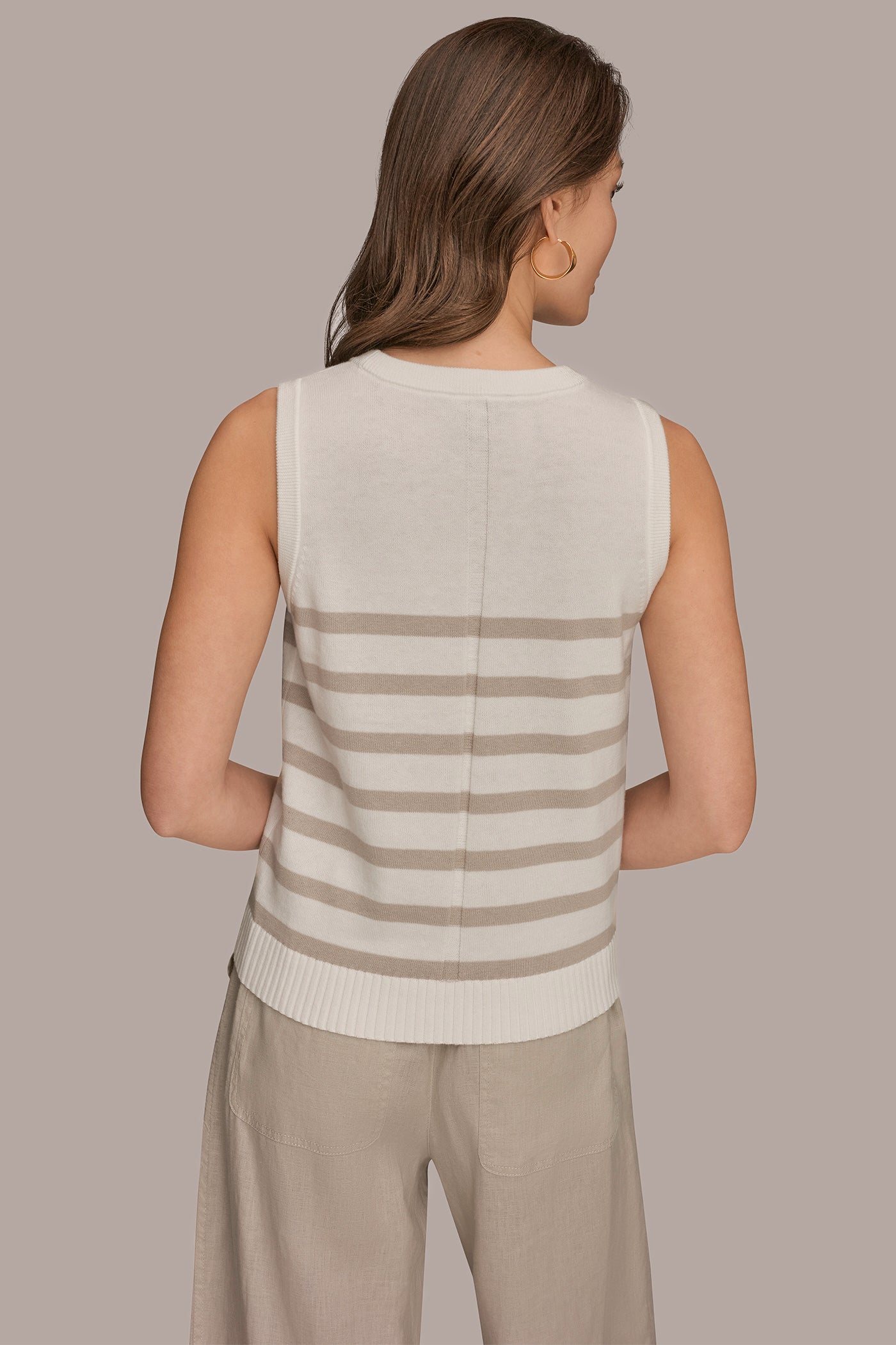 COTTON AND CASHMERE SLEEVELESS STRIPED SWEATER | View 2 | Donna Karan Weekend Tops
