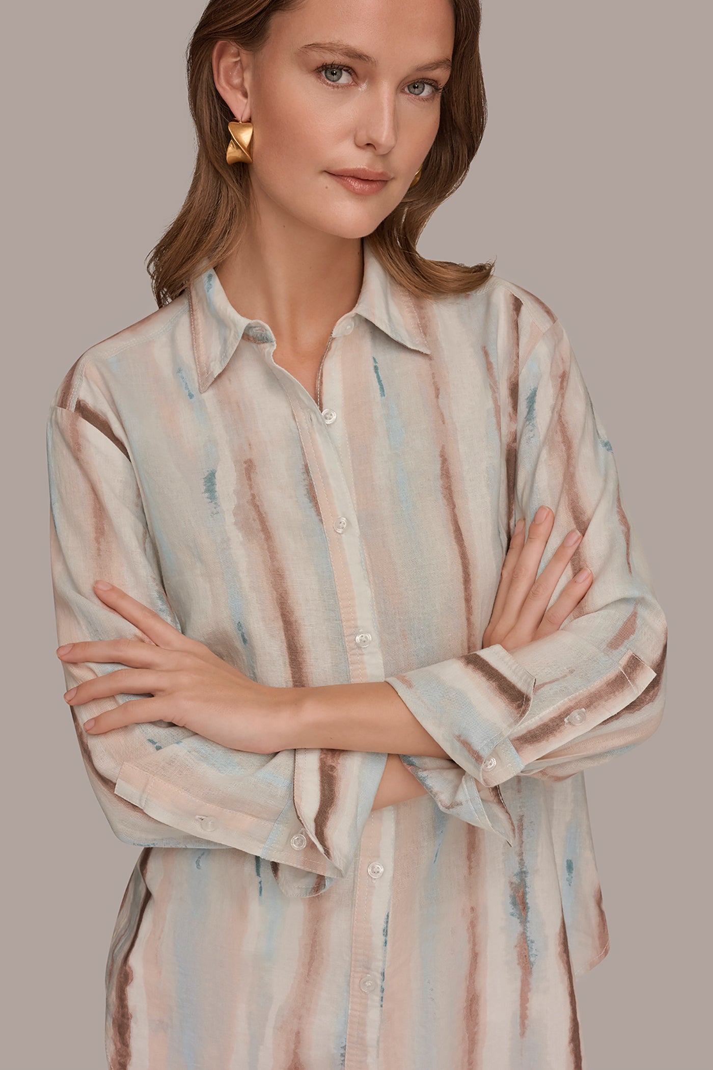 LINEN-BLEND STRIPED SHIRT VIEW 4 | Donna Karan Weekend