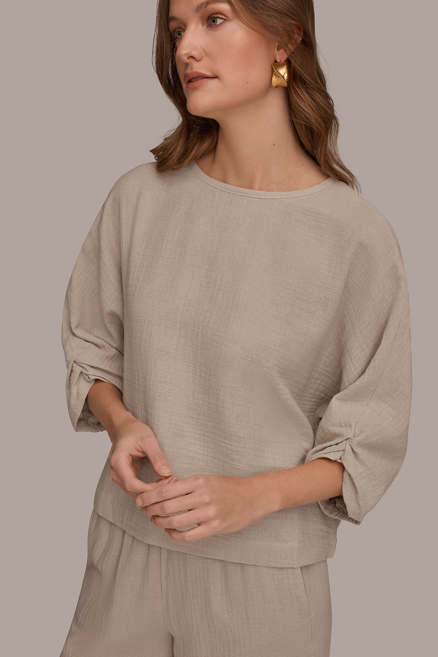 COTTON-GAUZE TWIST CUFF SLEEVE BLOUSE VIEW 4 | New clothing