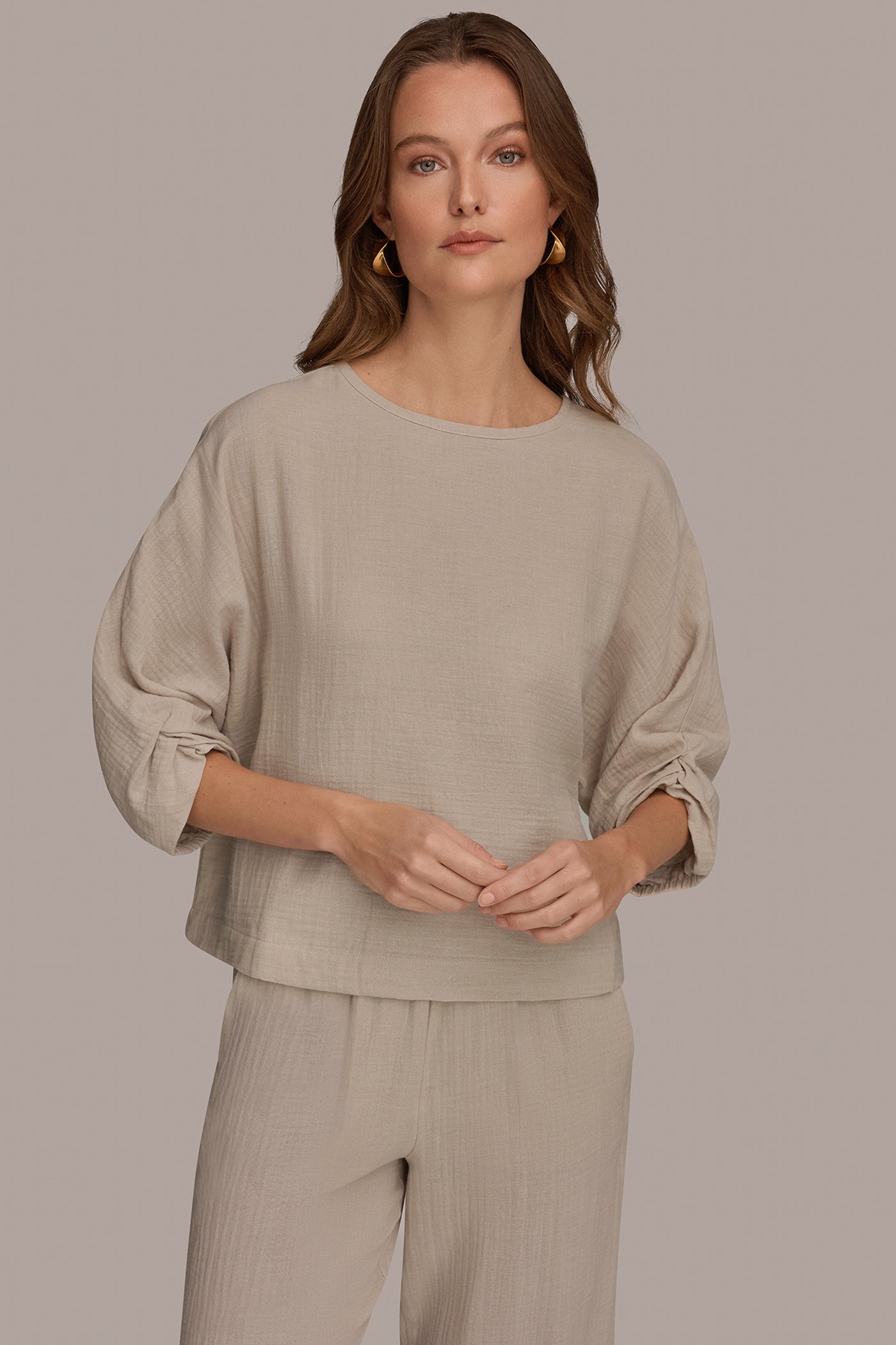 COTTON-GAUZE TWIST CUFF SLEEVE BLOUSE | View 1 | NEW DONNA KARAN WEEKEND