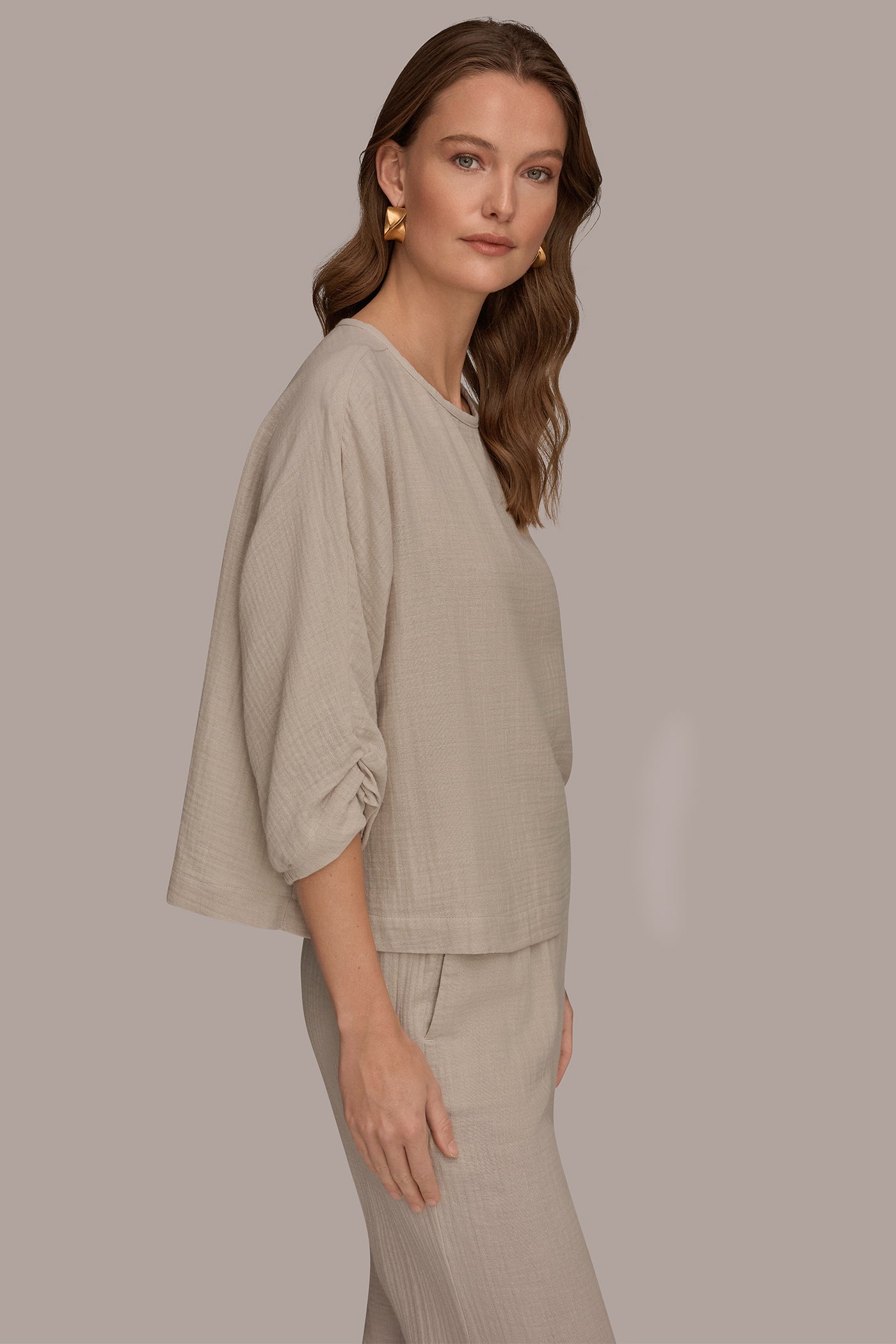 COTTON-GAUZE TWIST CUFF SLEEVE BLOUSE VIEW 3 | New clothing