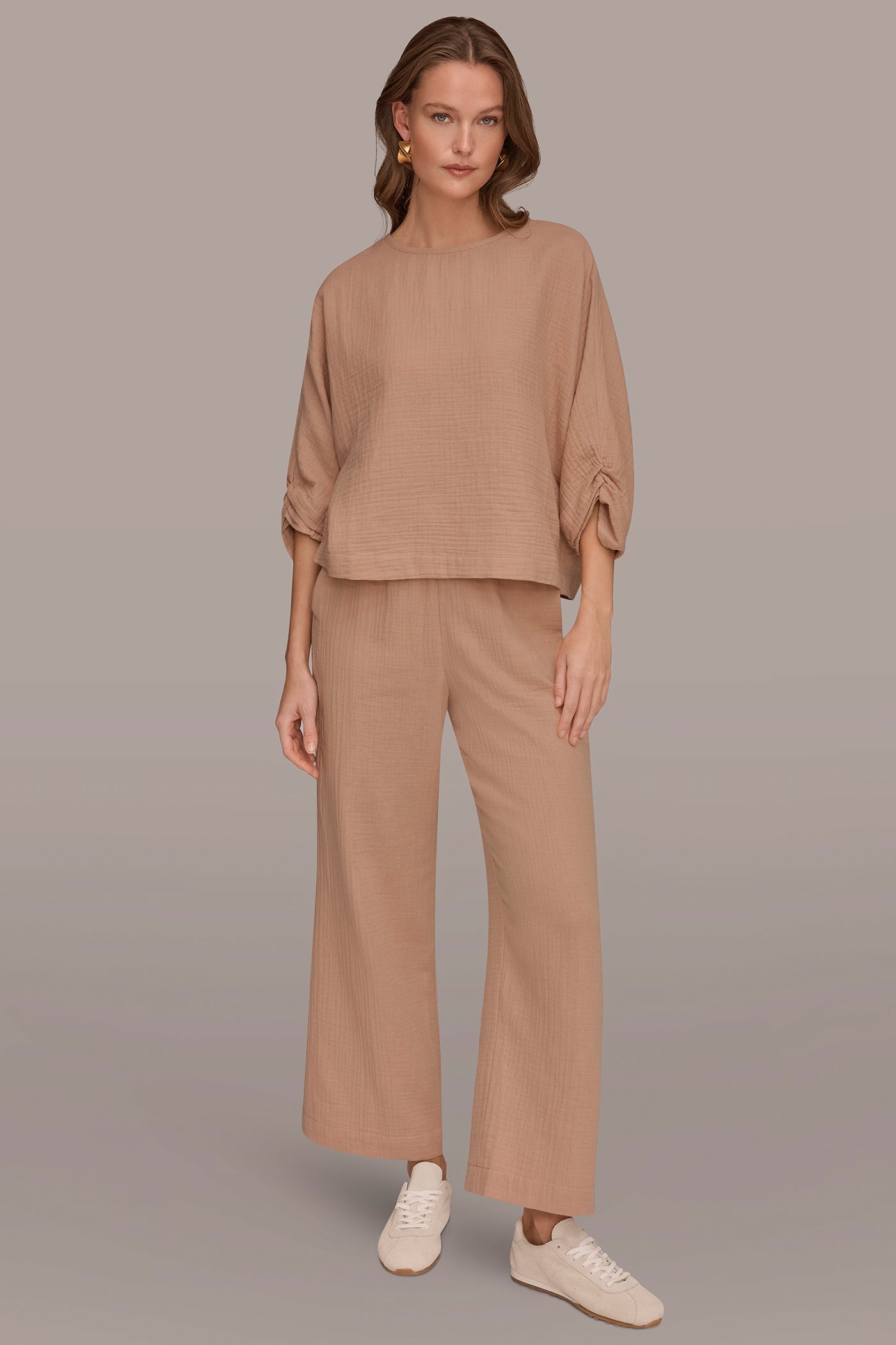 COTTON-GAUZE TWIST CUFF SLEEVE BLOUSE VIEW 6 | NEW DONNA KARAN WEEKEND