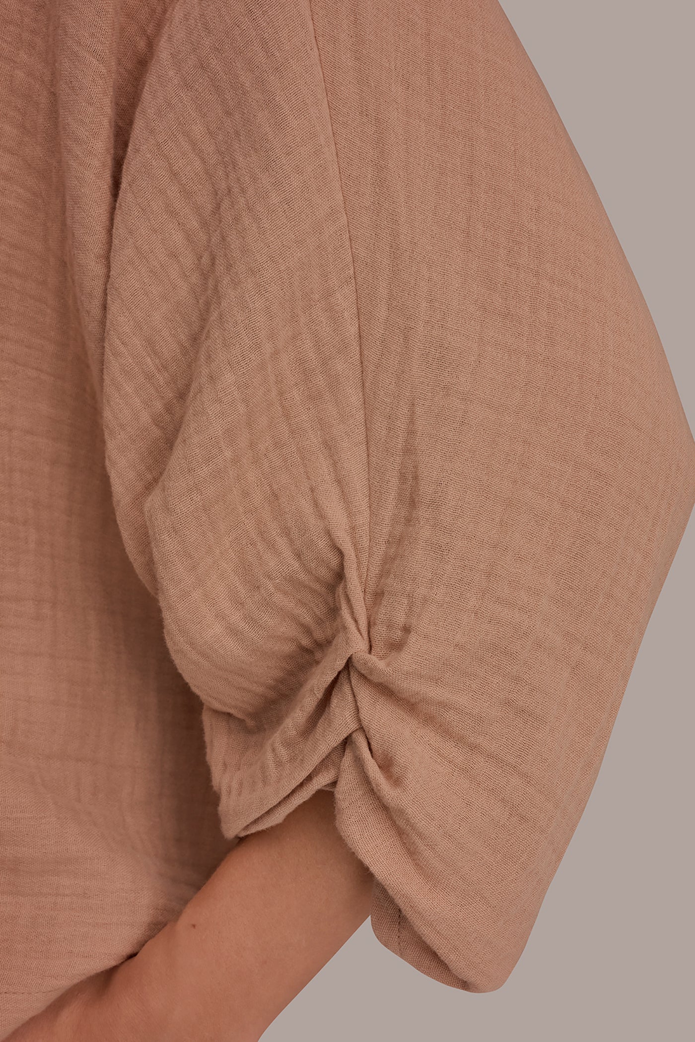 COTTON-GAUZE TWIST CUFF SLEEVE BLOUSE VIEW 5 | NEW DONNA KARAN WEEKEND